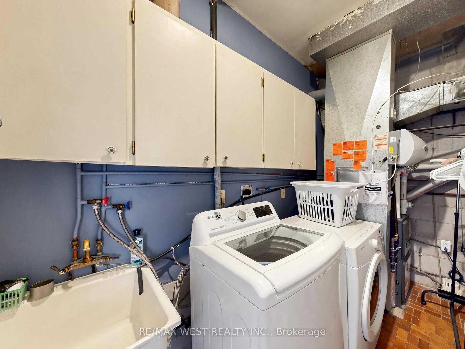 121 Poplar Crescent #44