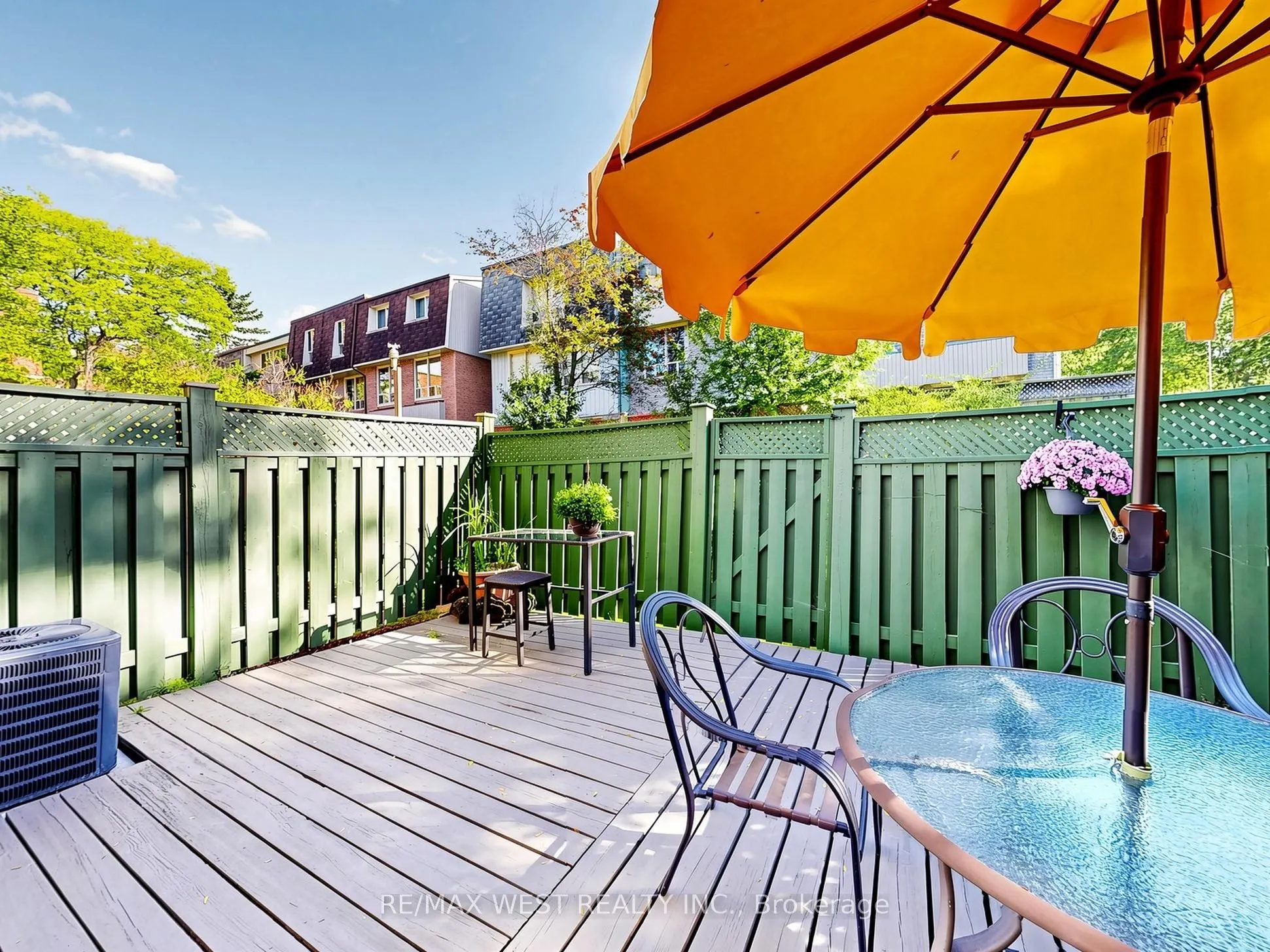 121 Poplar Crescent #44