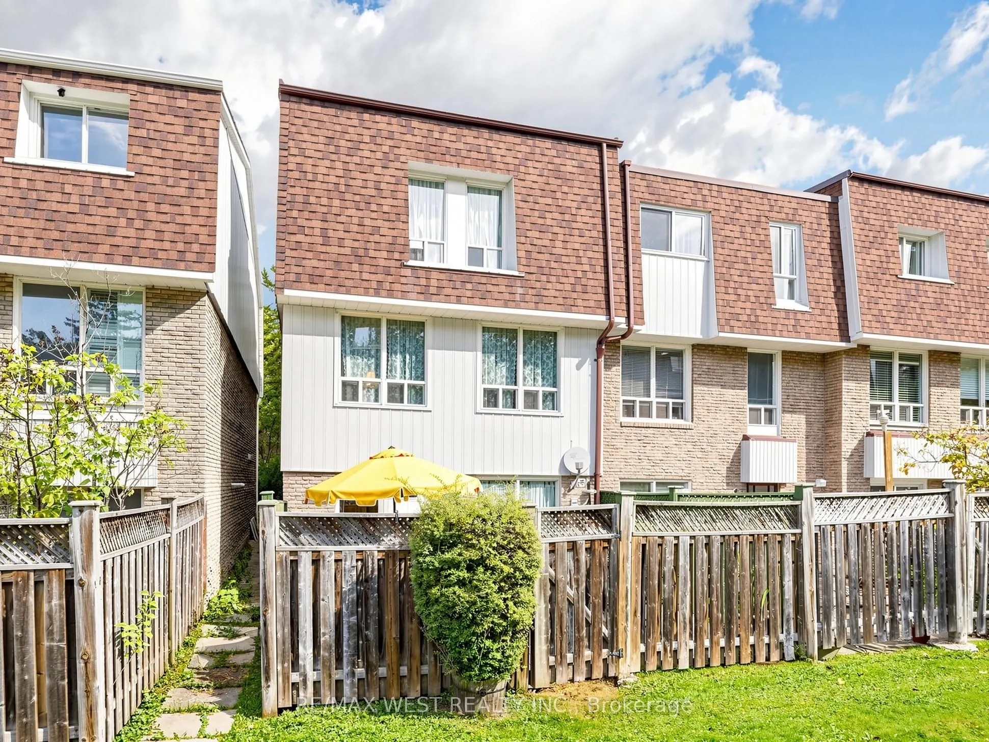 121 Poplar Crescent #44