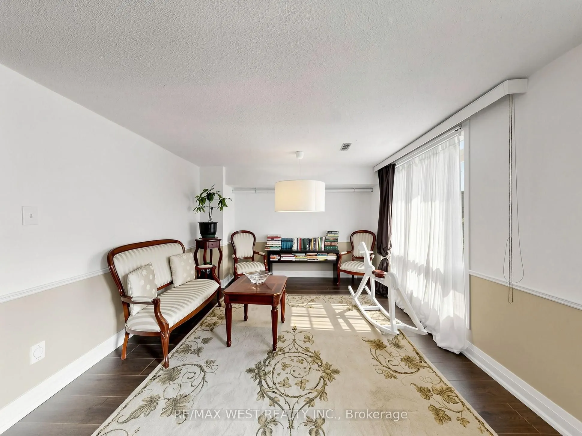121 Poplar Crescent #44