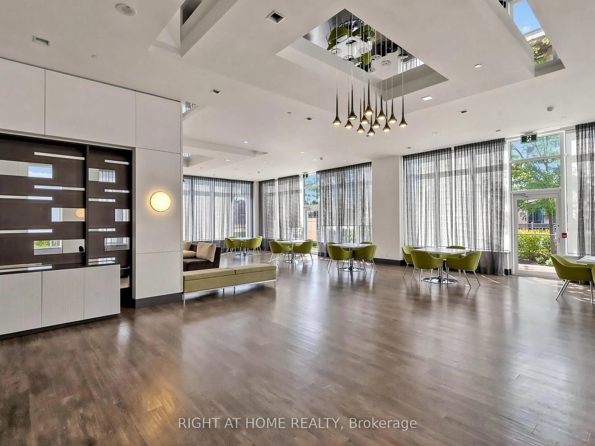 7890 Bathurst Street #2508
