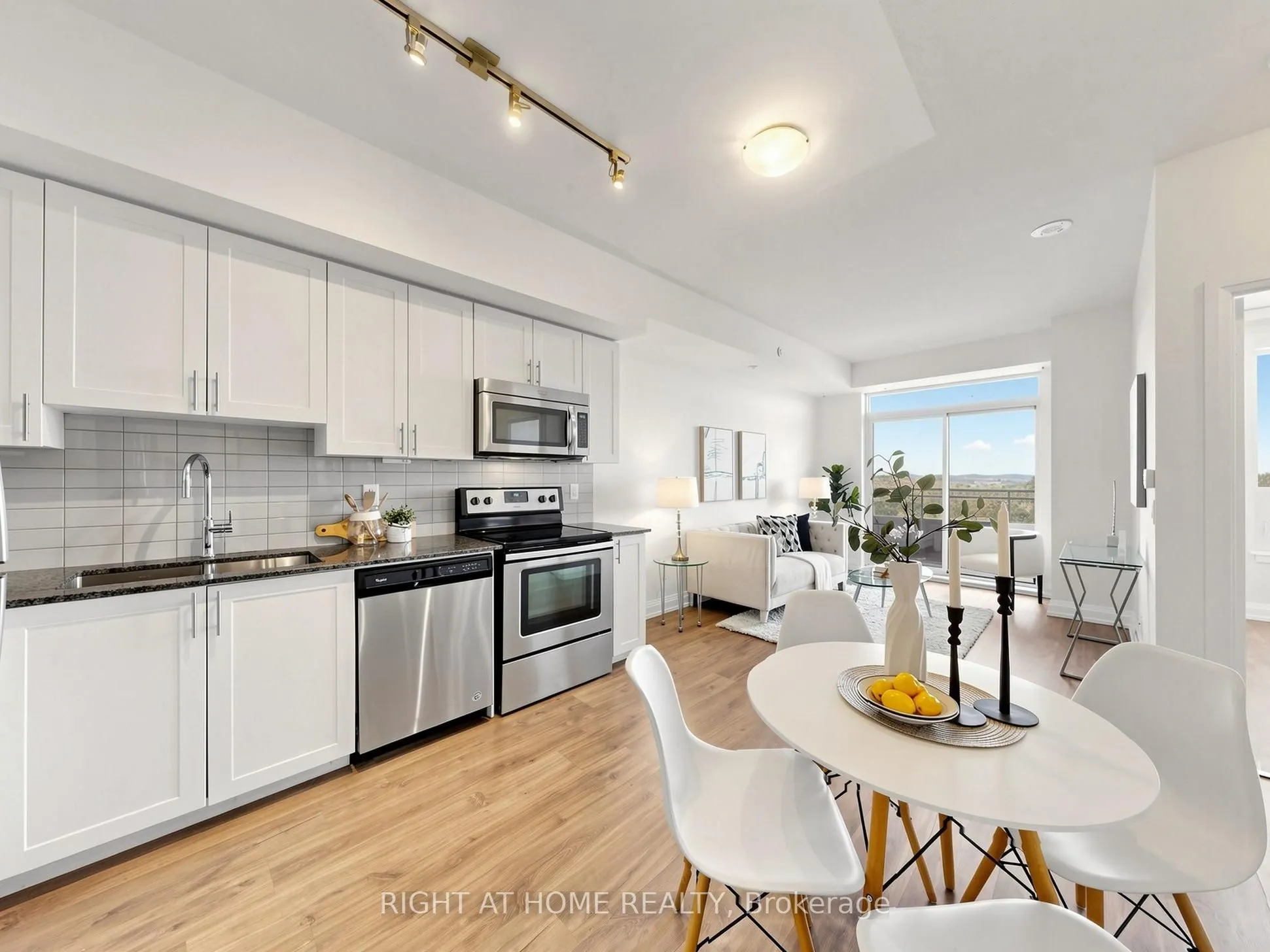 7890 Bathurst Street #2508