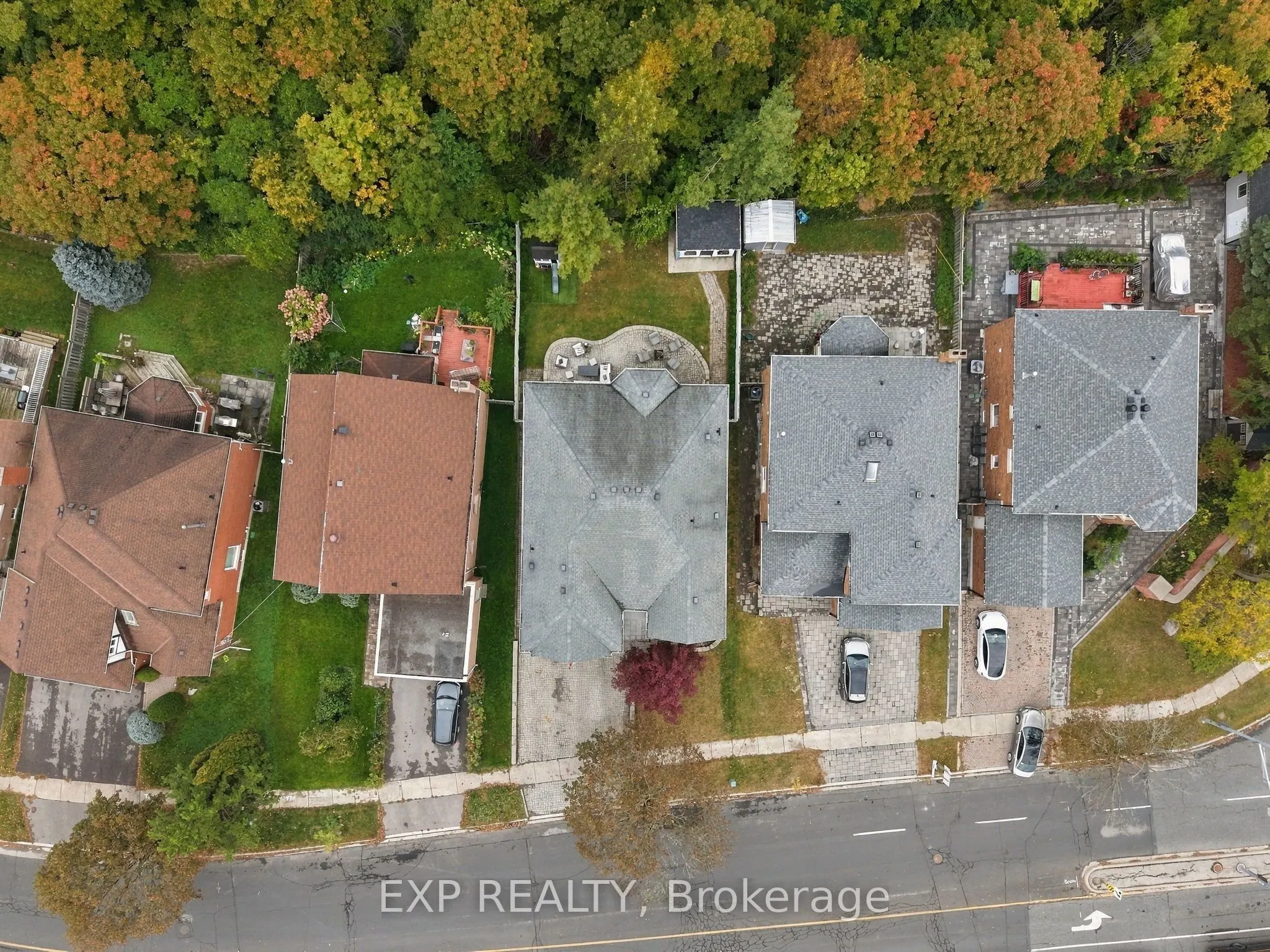 412 Manhattan Drive