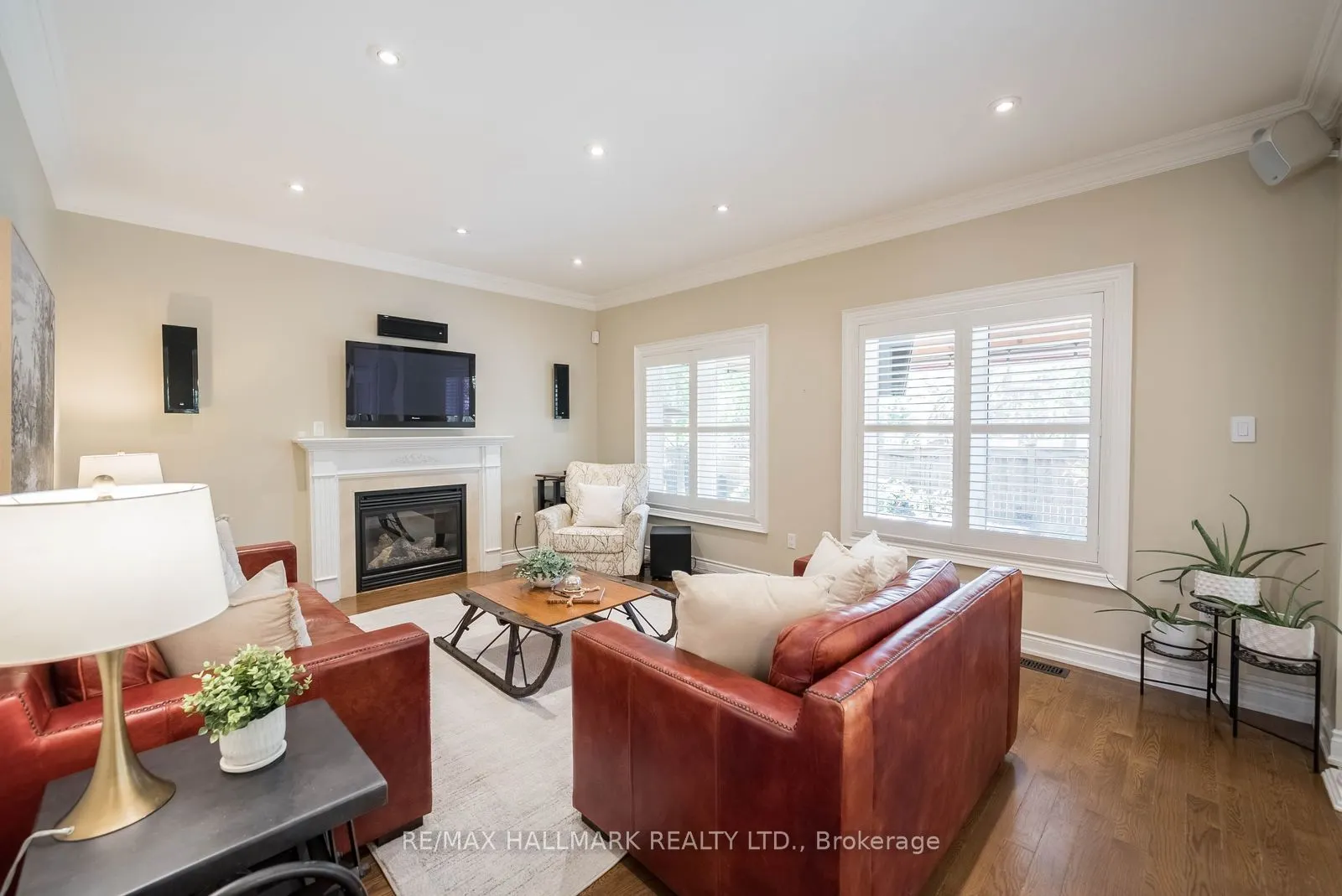 23 Maurovista Court