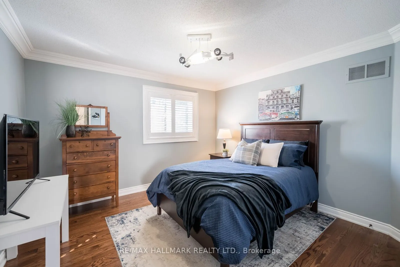 23 Maurovista Court