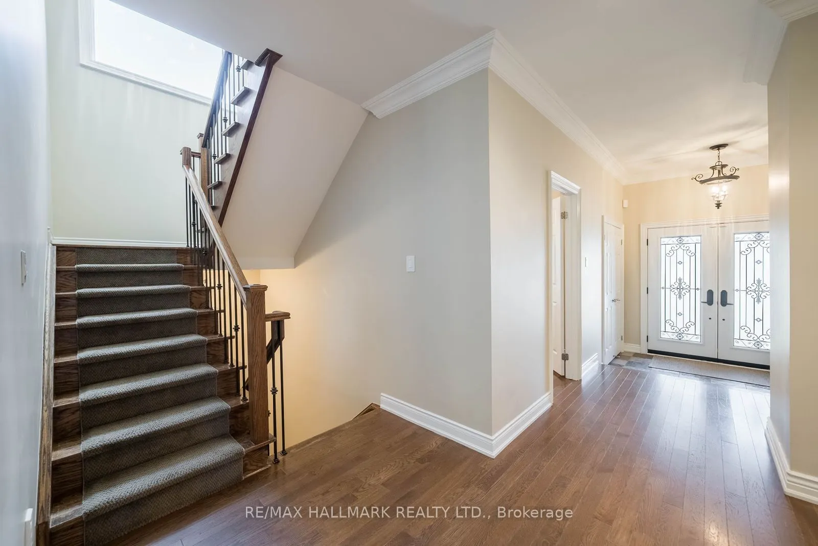 23 Maurovista Court
