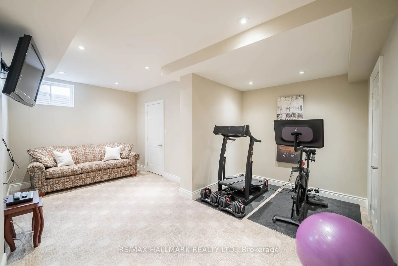 23 Maurovista Court