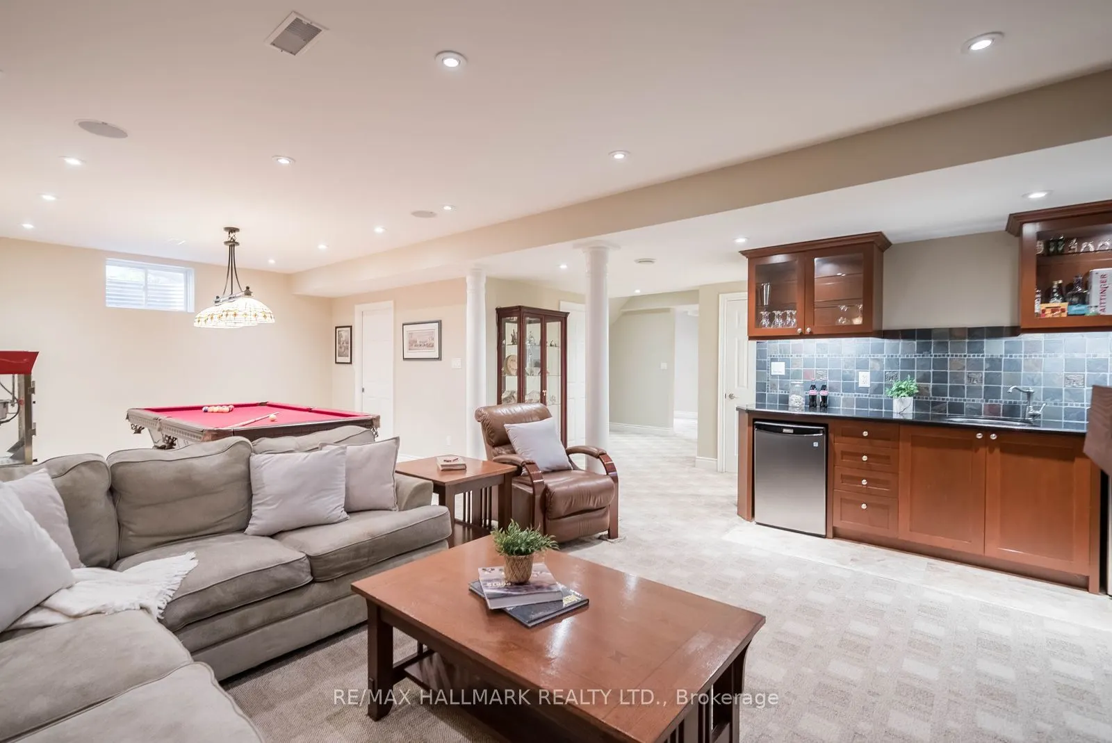 23 Maurovista Court