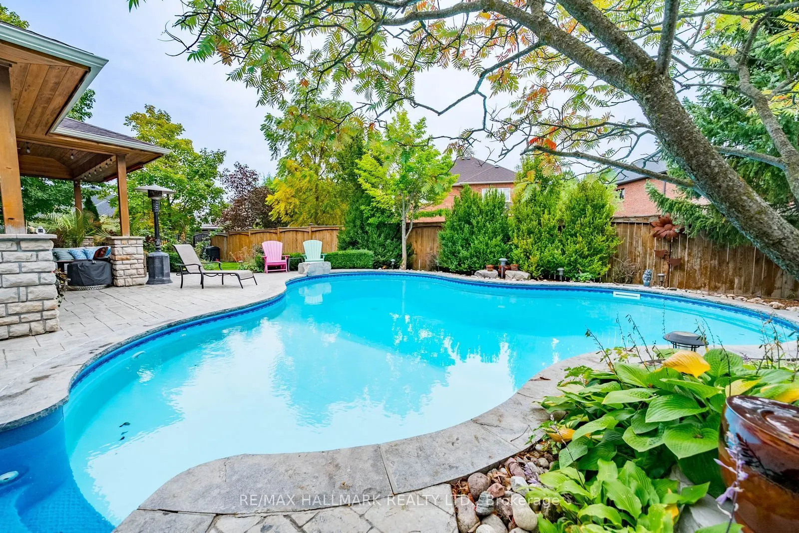 23 Maurovista Court