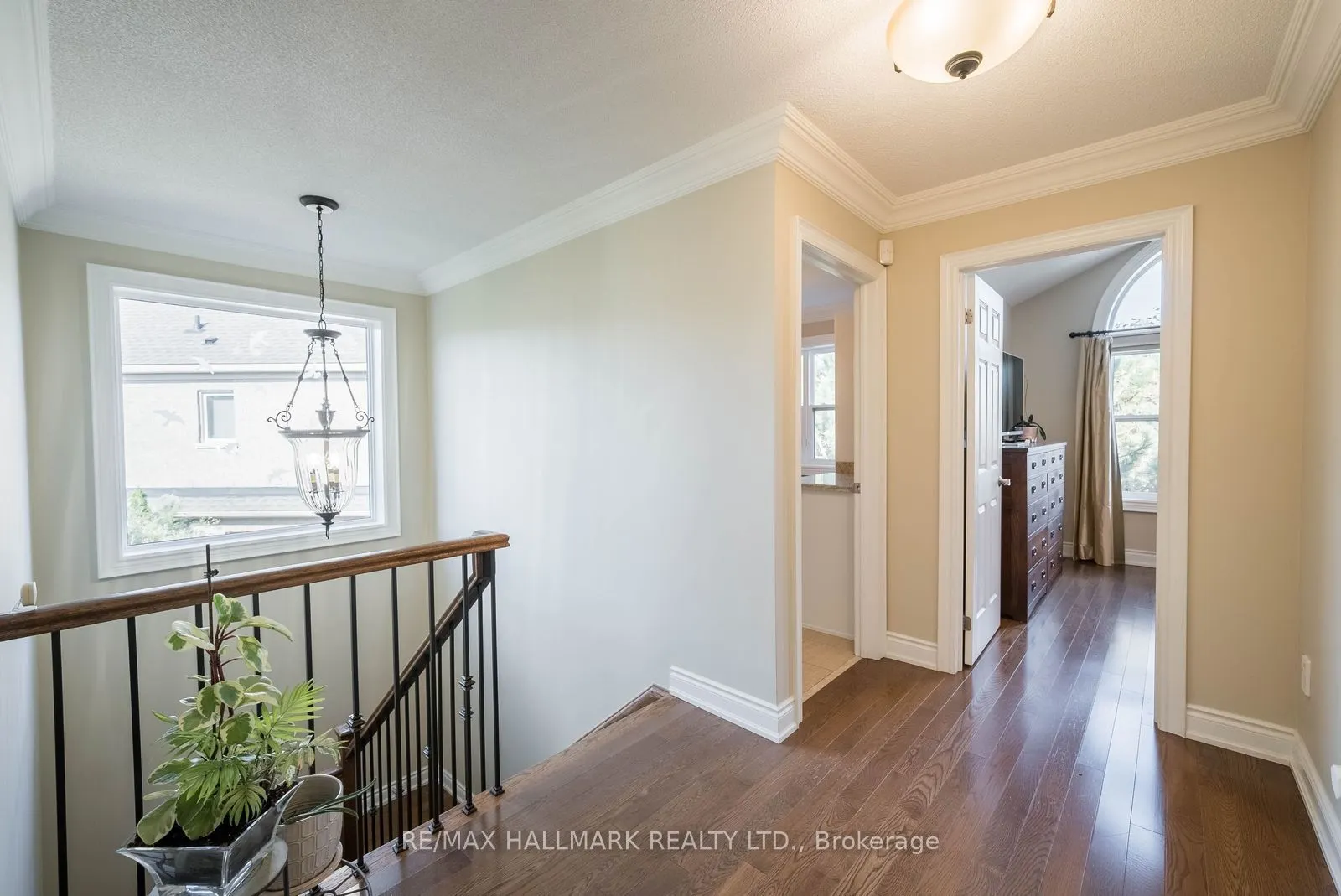 23 Maurovista Court