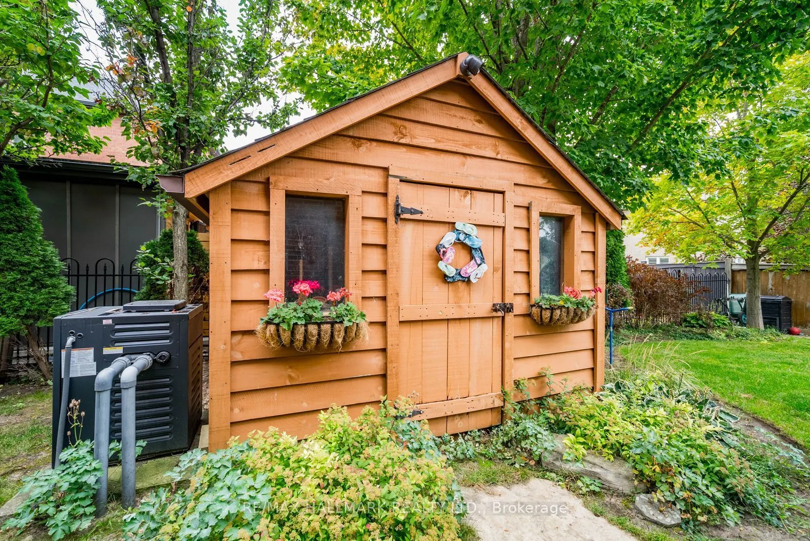 23 Maurovista Court