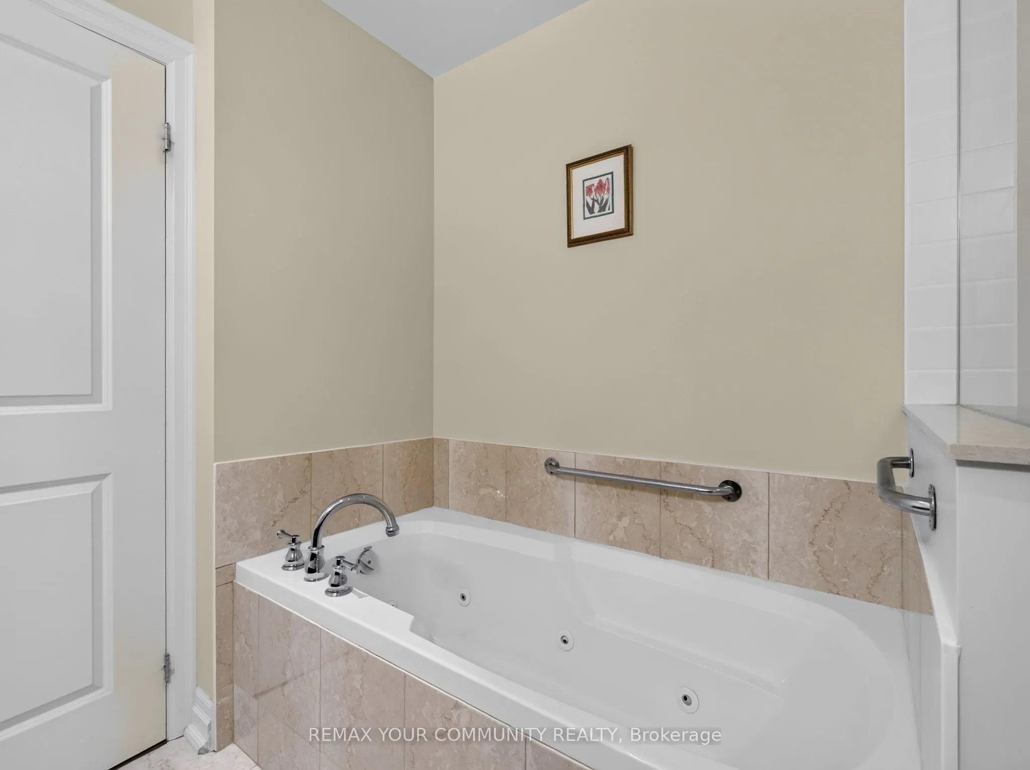 180 John West Way #306