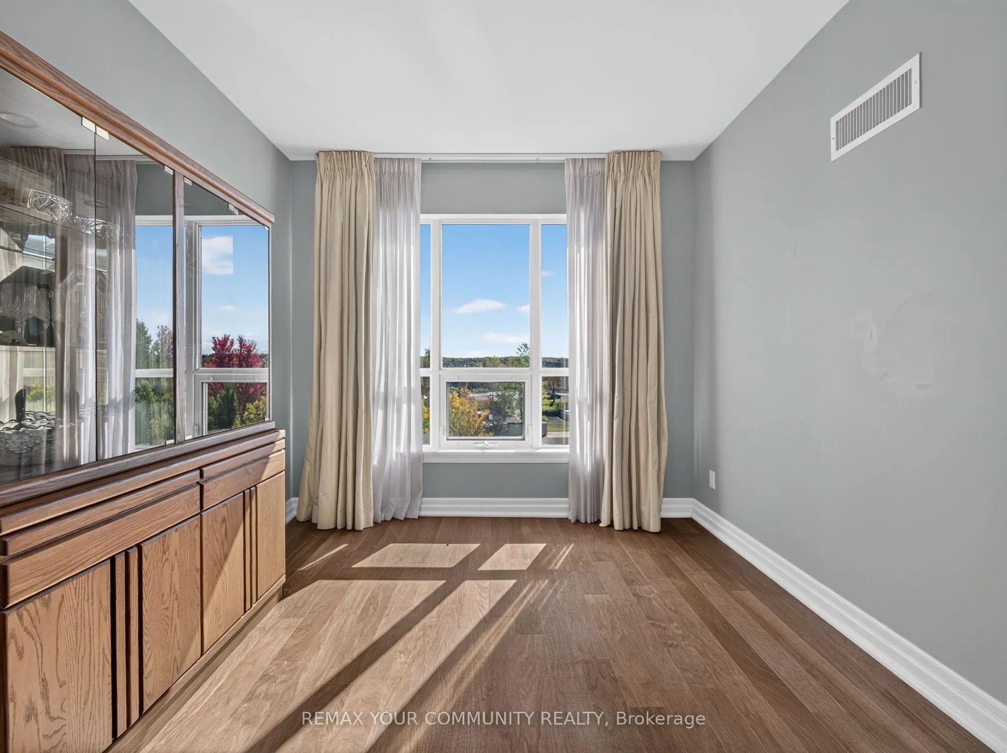 180 John West Way #306