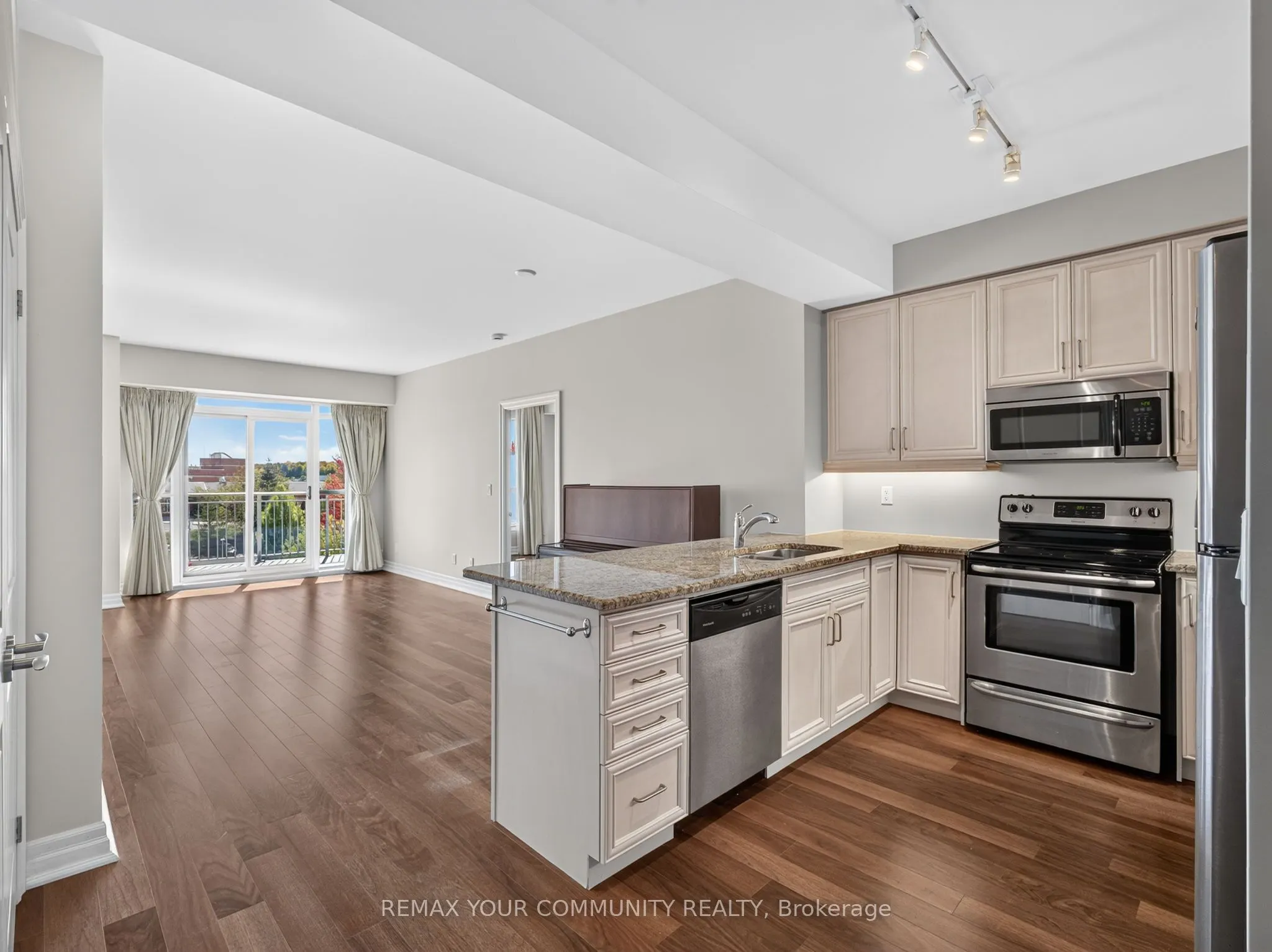 180 John West Way #306