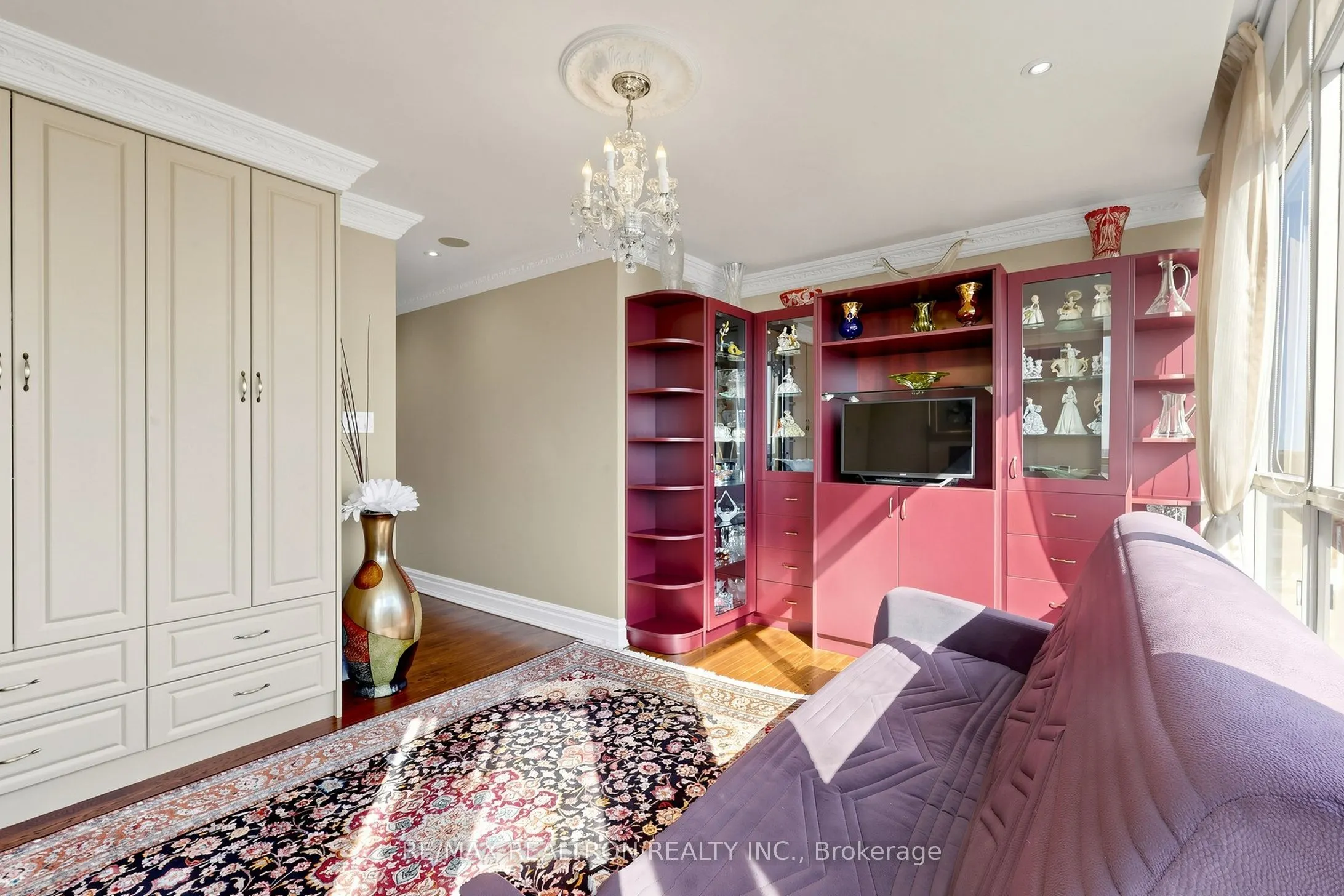 7300 Yonge Street #1810
