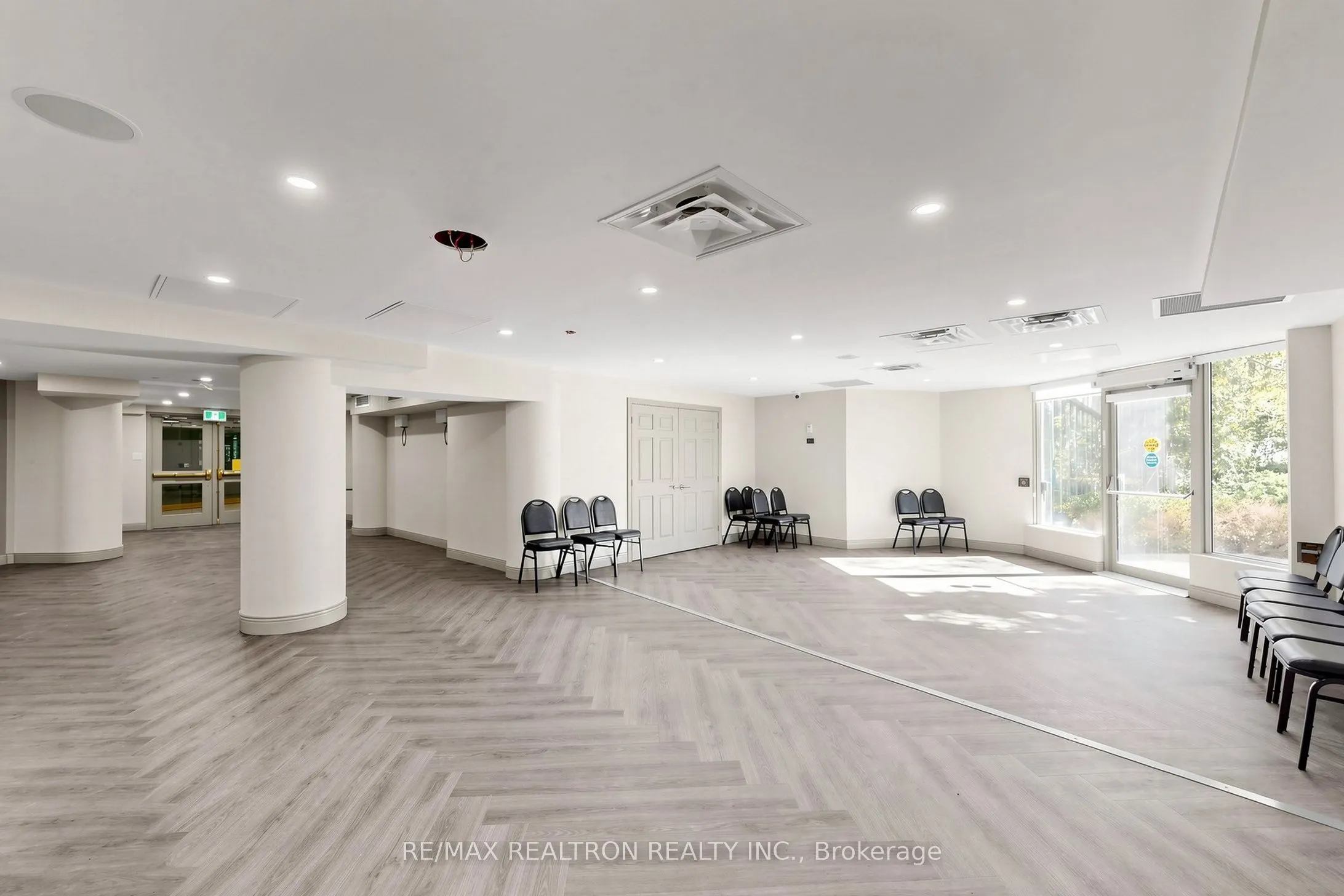 7300 Yonge Street #1810