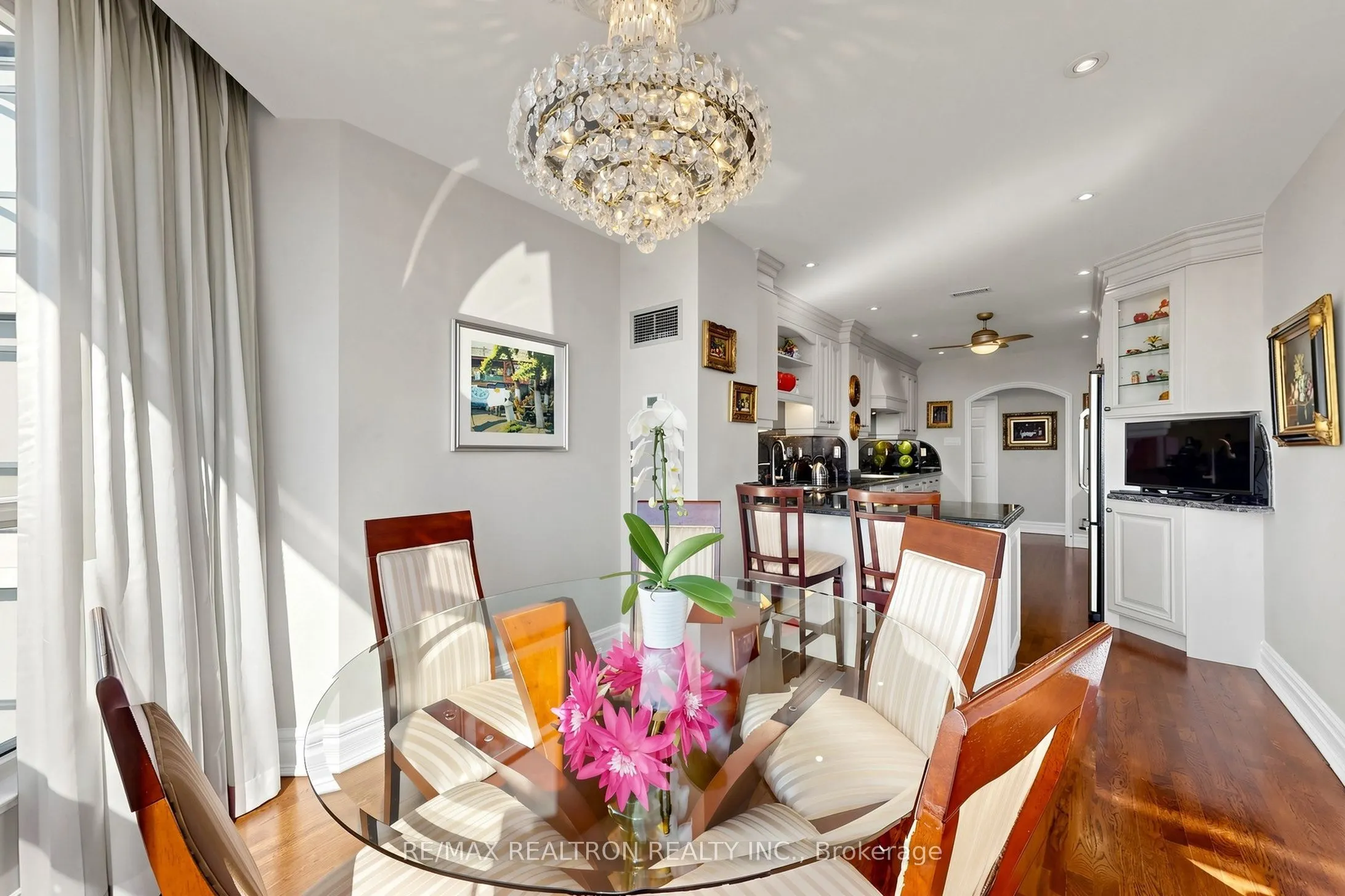 7300 Yonge Street #1810