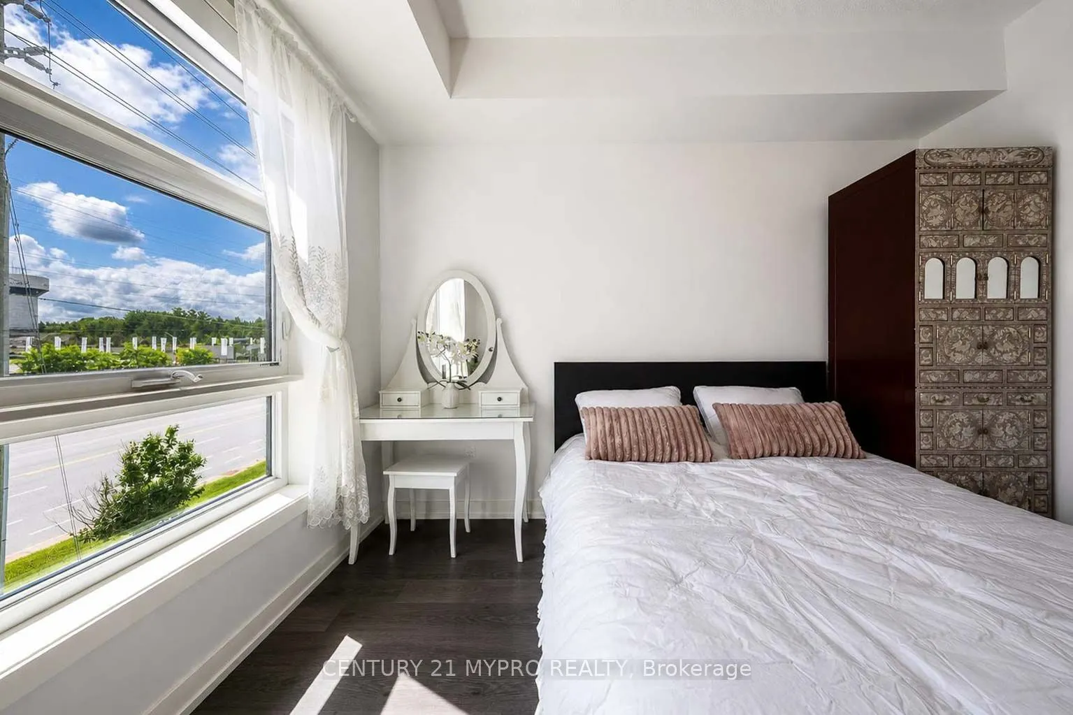 555 William Graham Drive #320