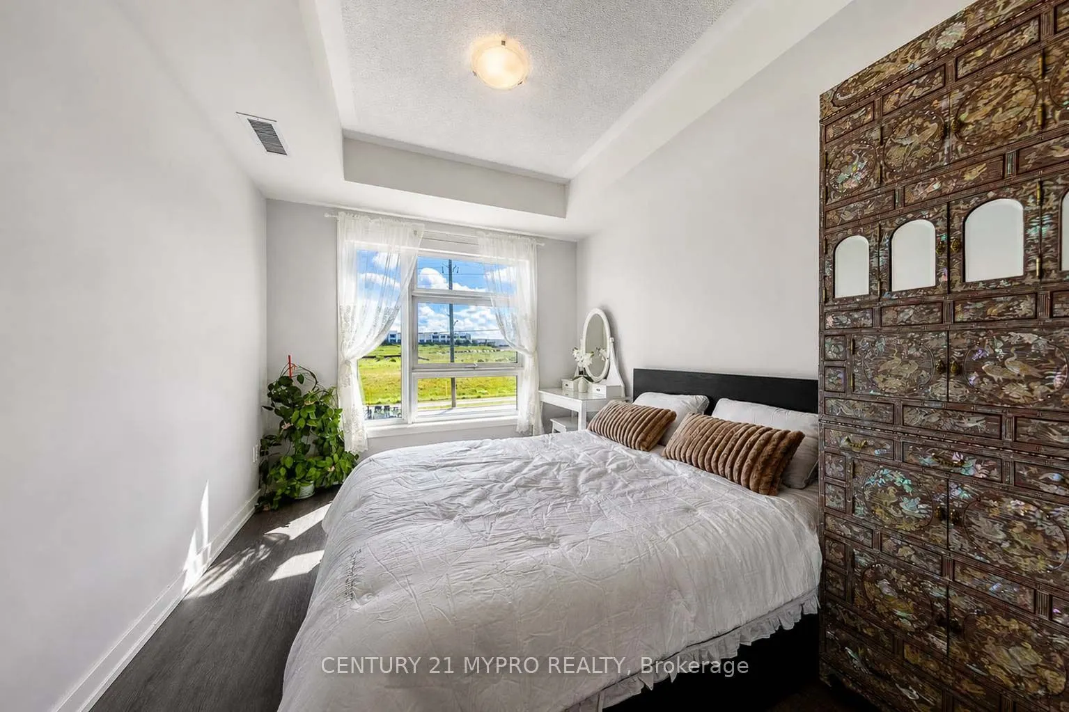 555 William Graham Drive #320