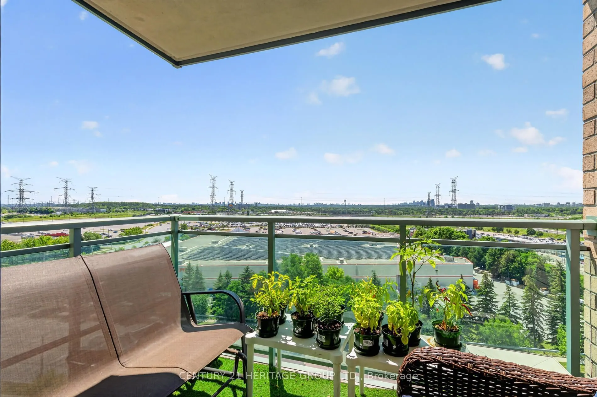 39 Oneida Crescent #1017