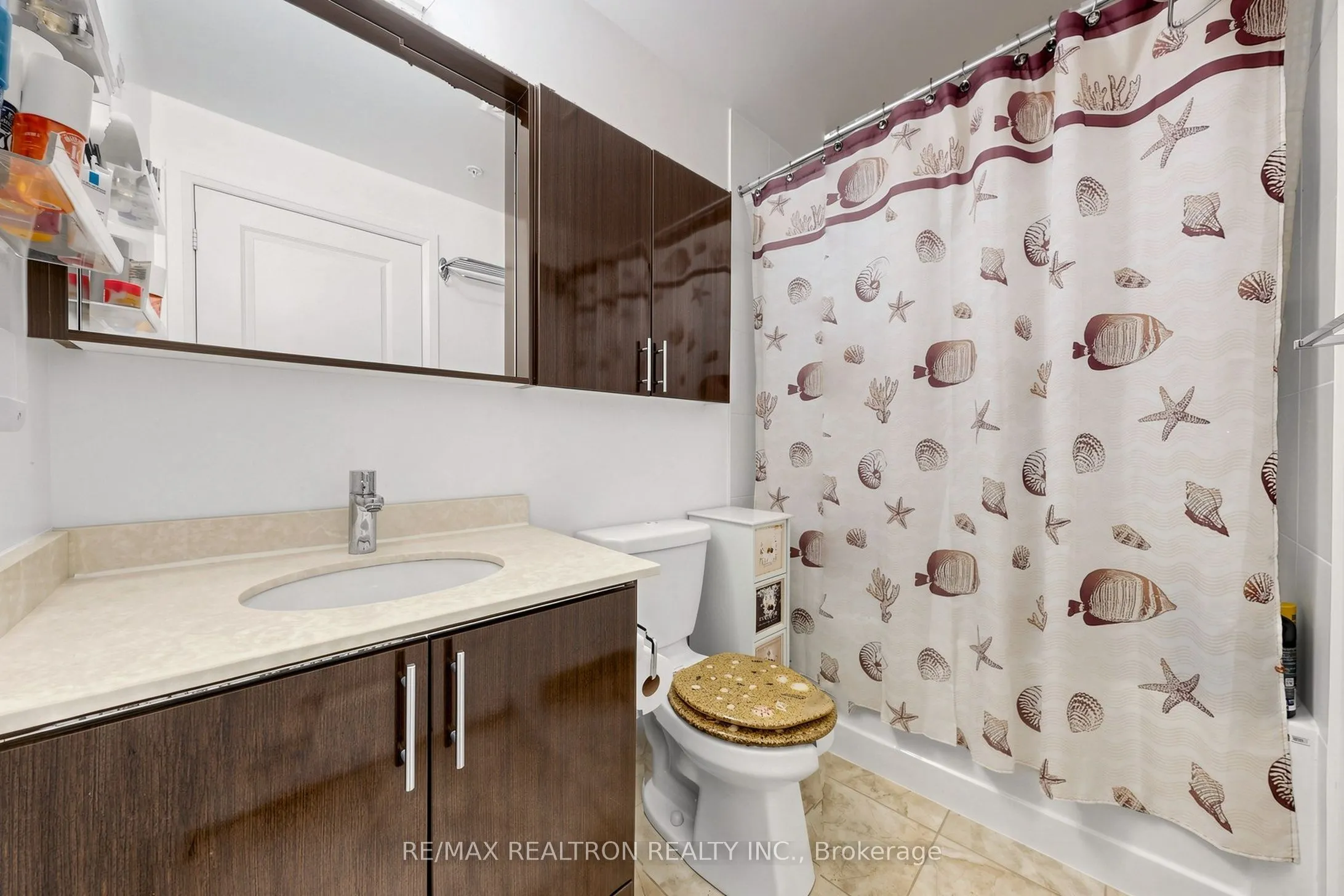 75 North Park Road #1604