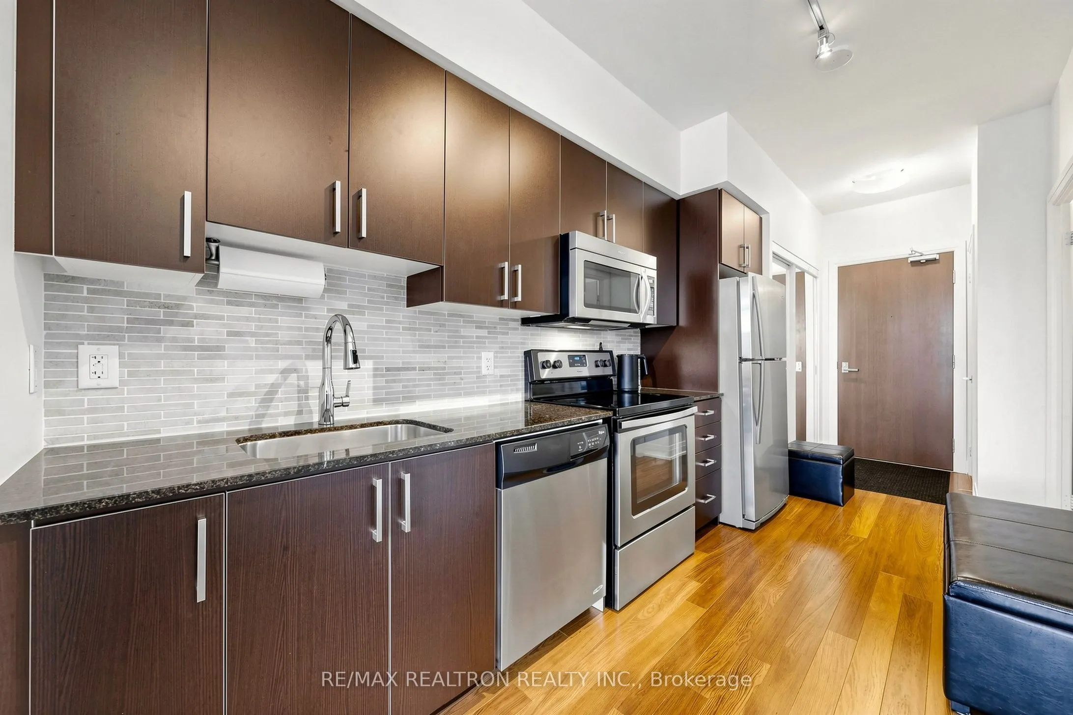 75 North Park Road #1604