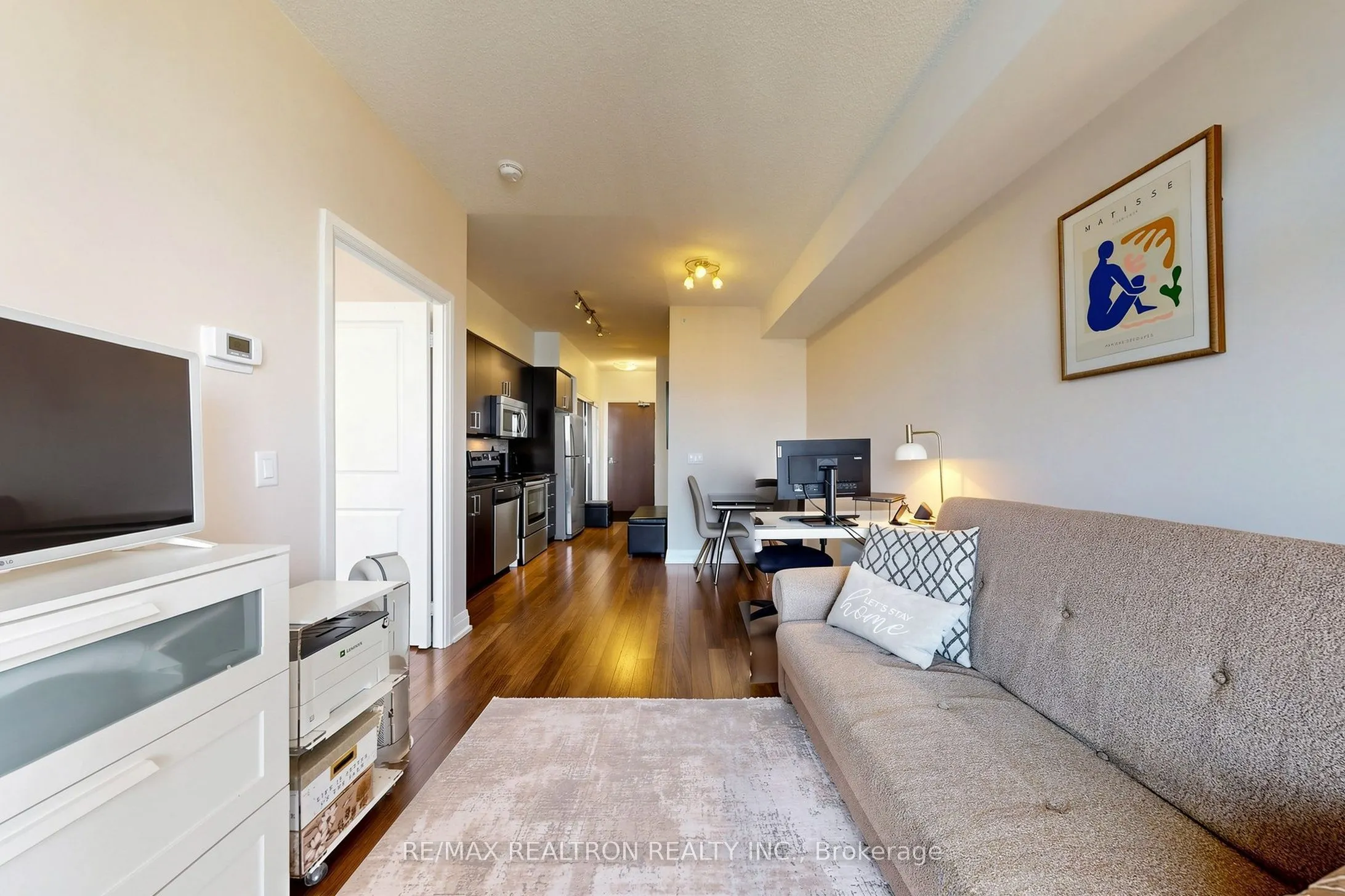 75 North Park Road #1604