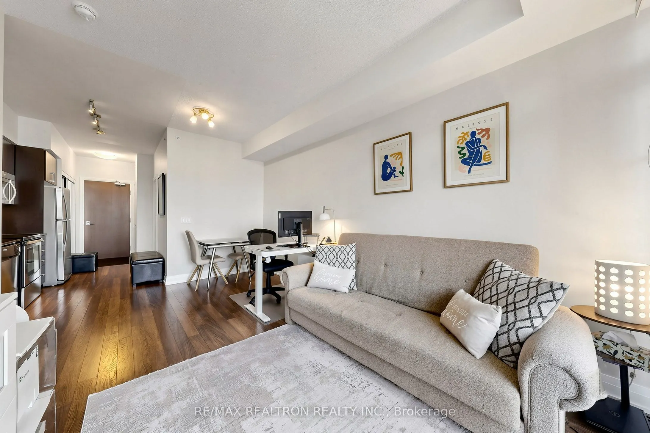 75 North Park Road #1604