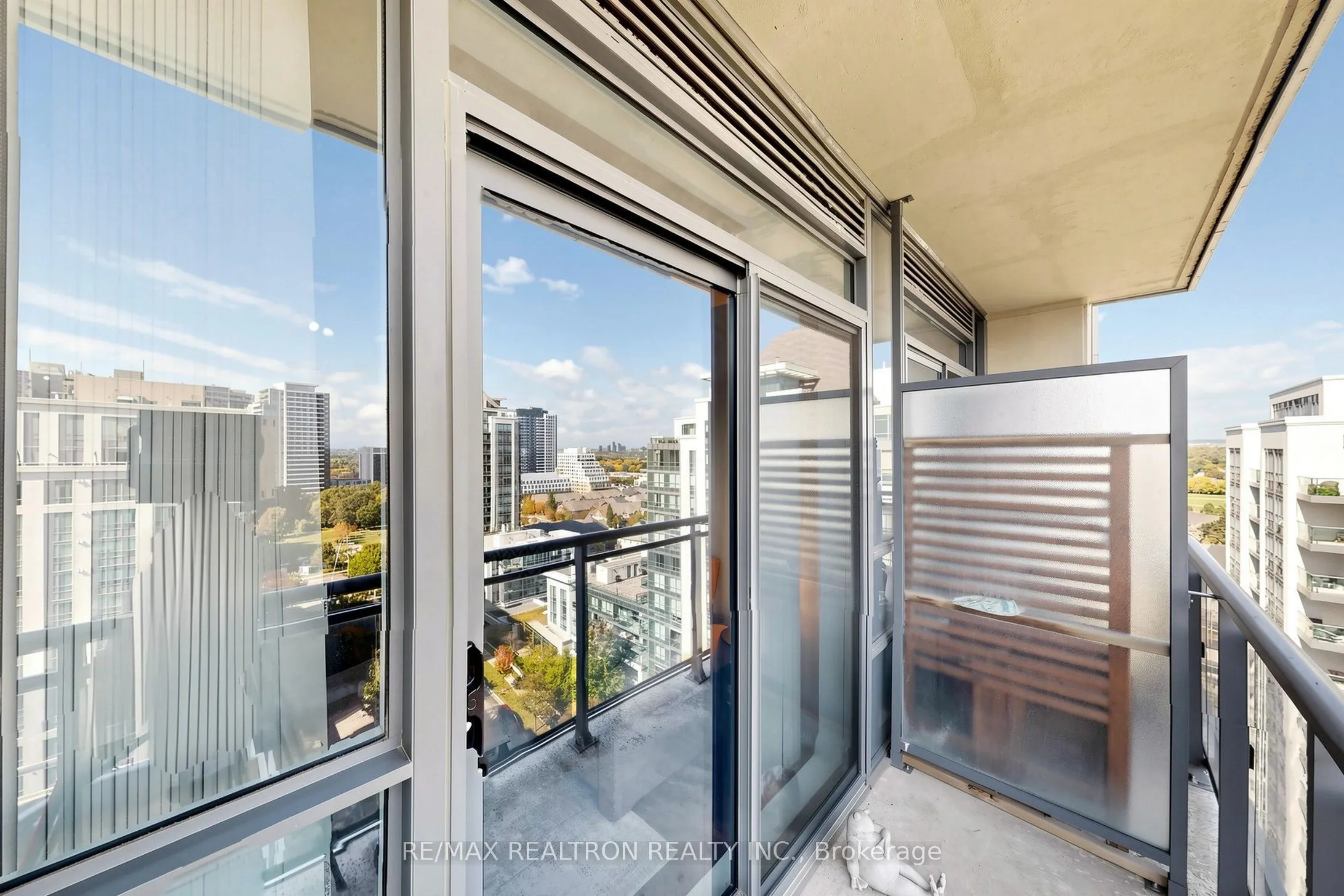 75 North Park Road #1604