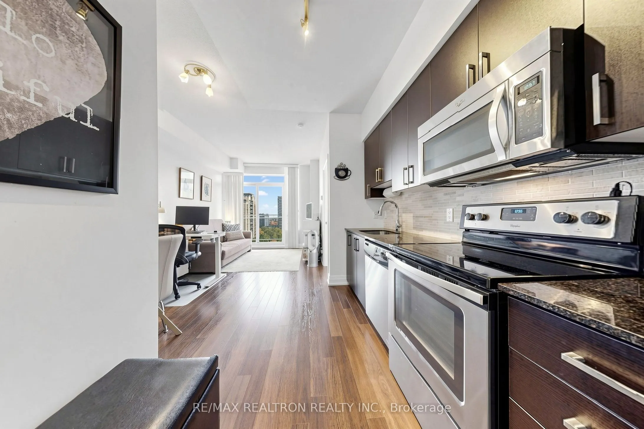 75 North Park Road #1604