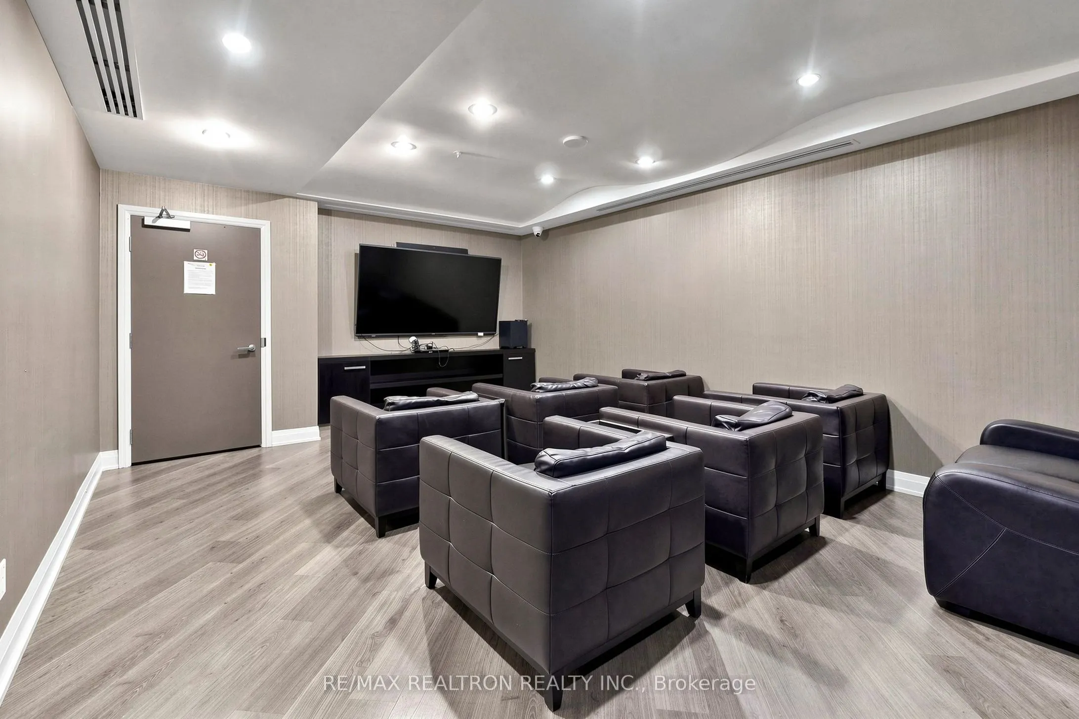 75 North Park Road #1604
