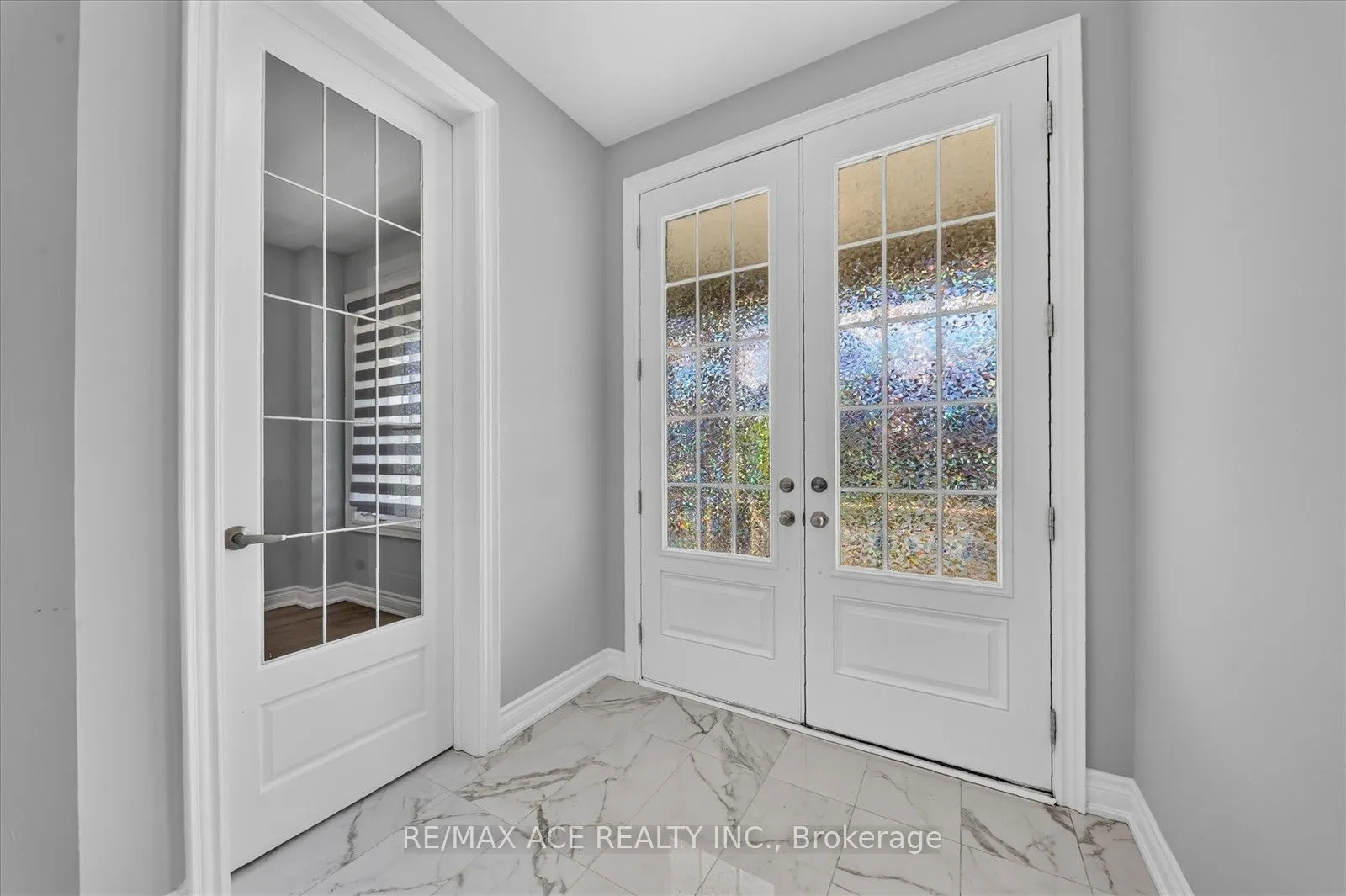 10 Hitching Post Road
