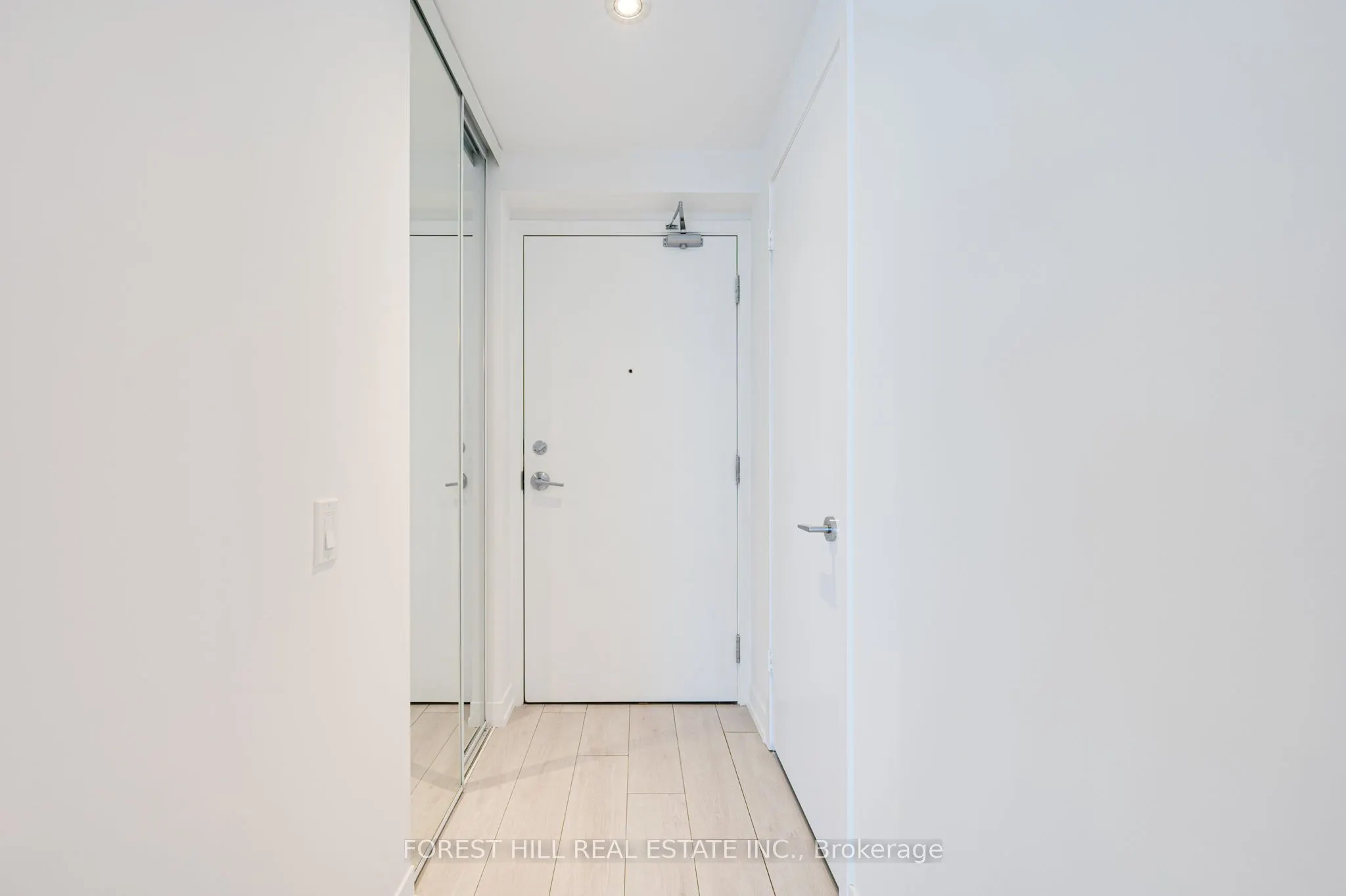 5 Buttermill Avenue #1506