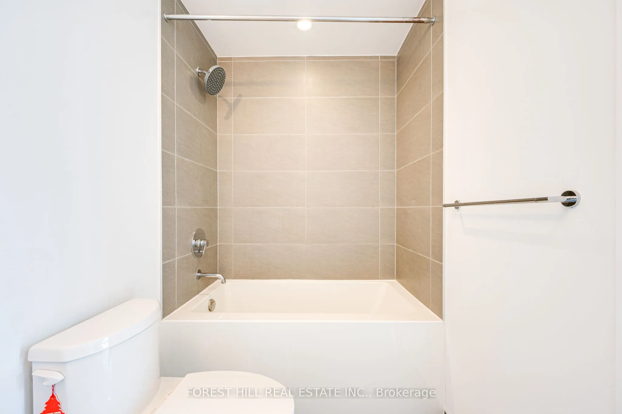 5 Buttermill Avenue #1506