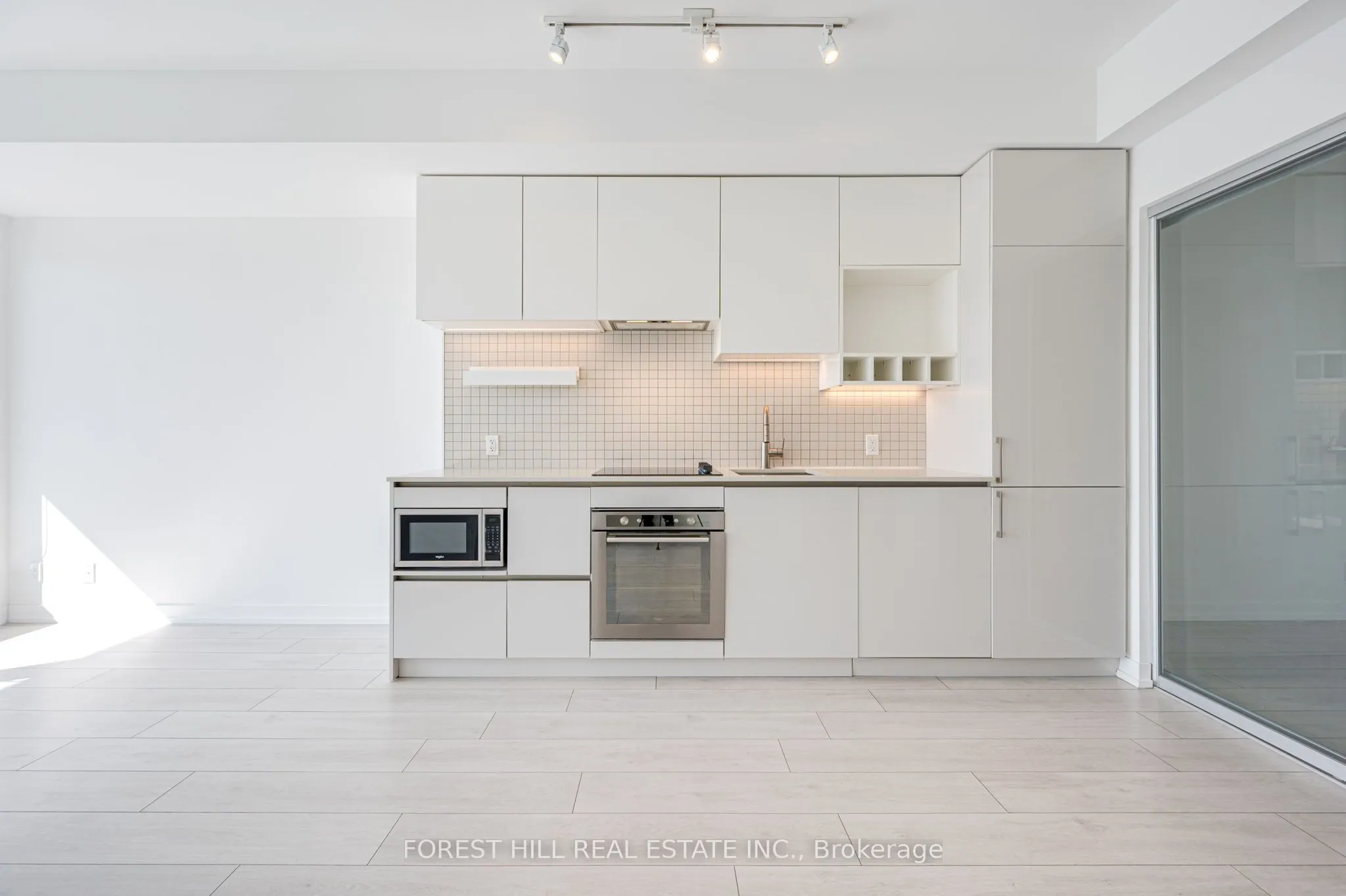 5 Buttermill Avenue #1506