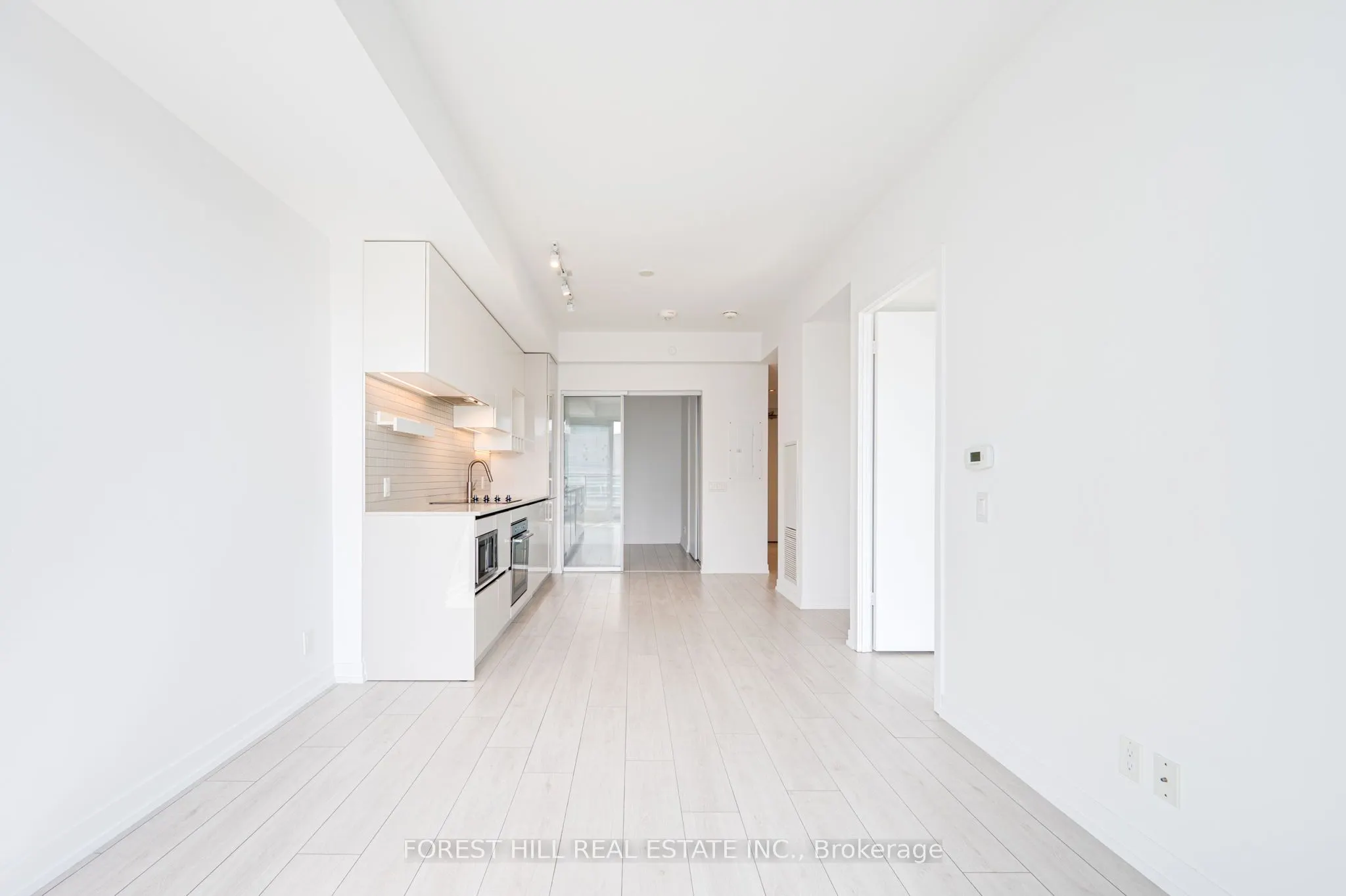 5 Buttermill Avenue #1506