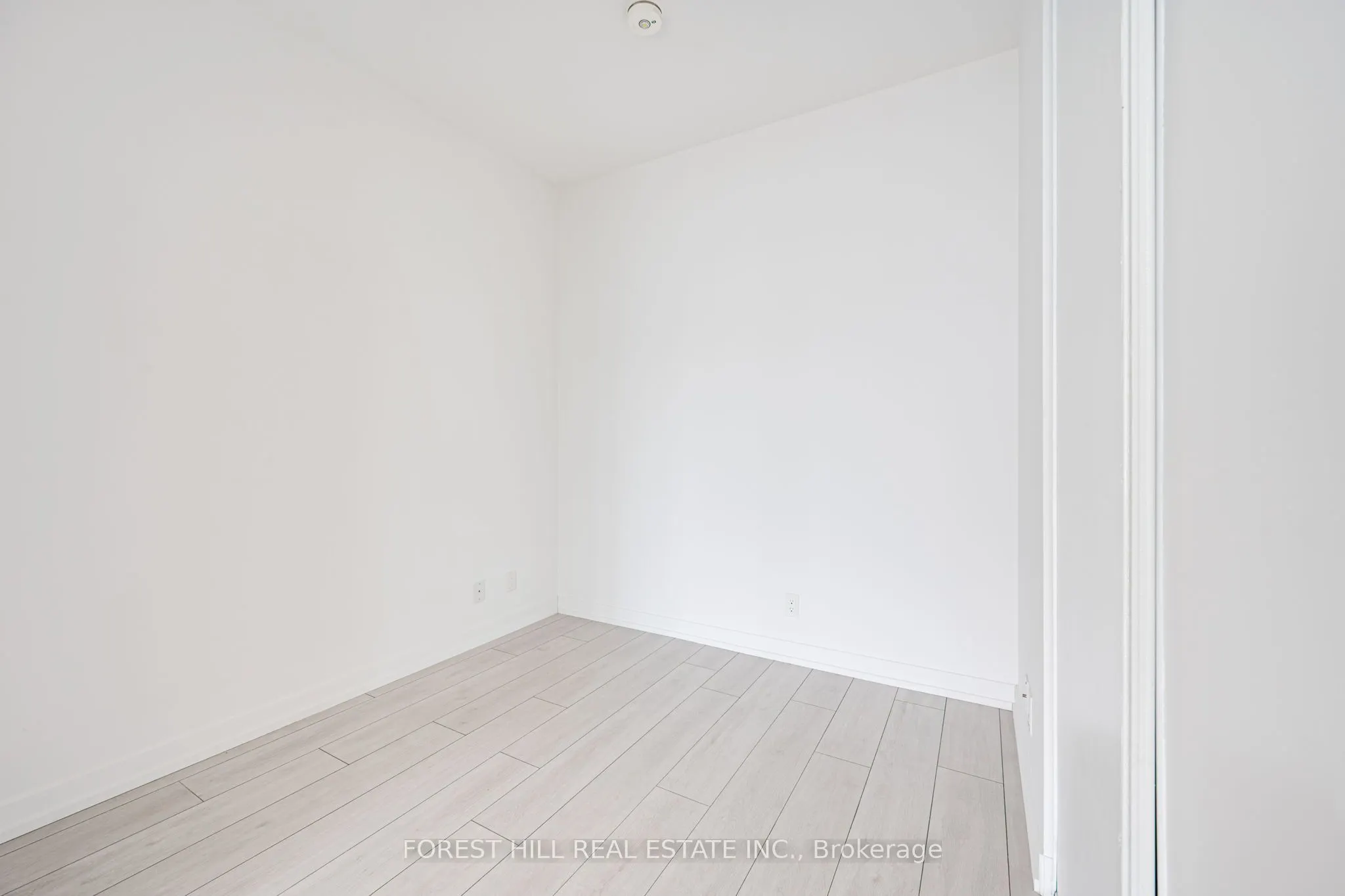 5 Buttermill Avenue #1506