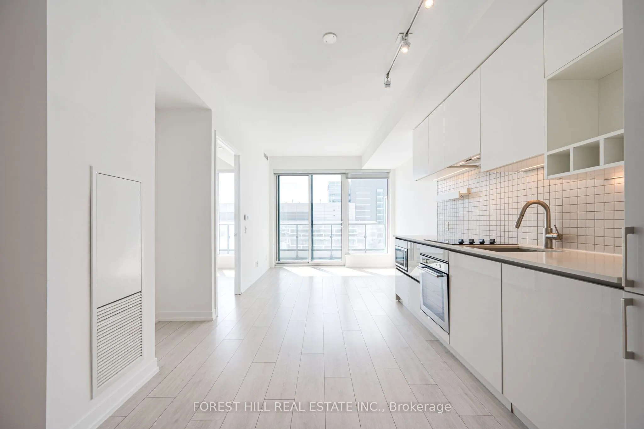5 Buttermill Avenue #1506