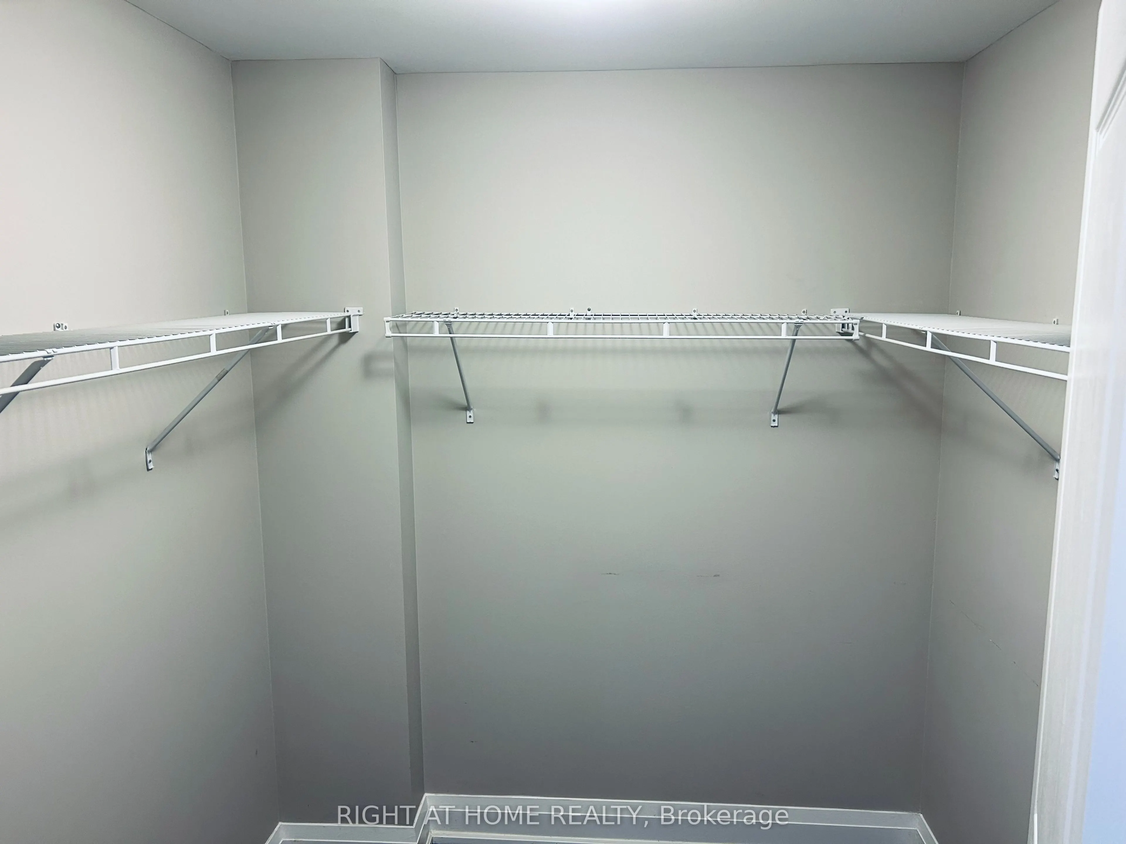 8302 Islington Avenue #207