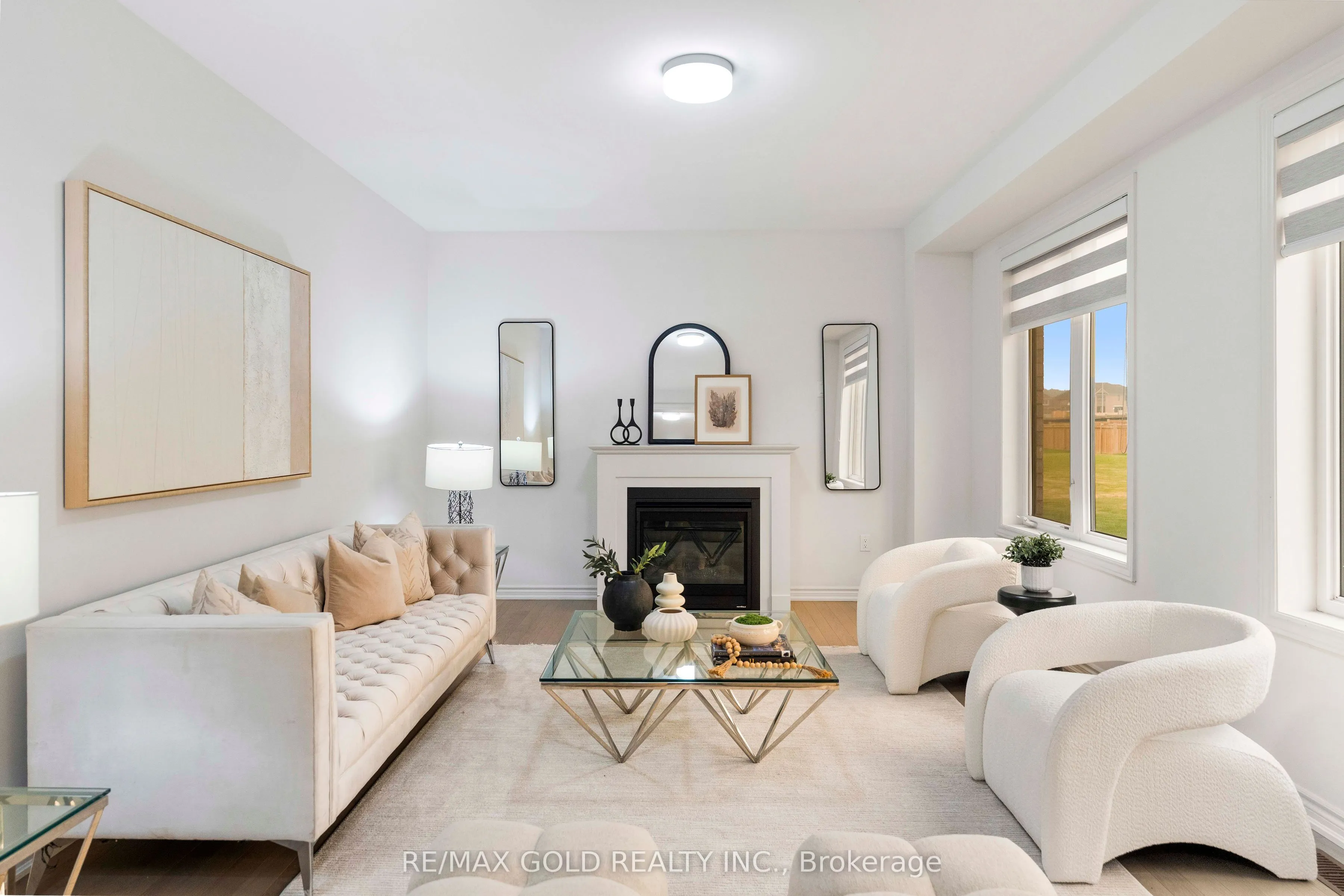 9 Sandhill Crescent