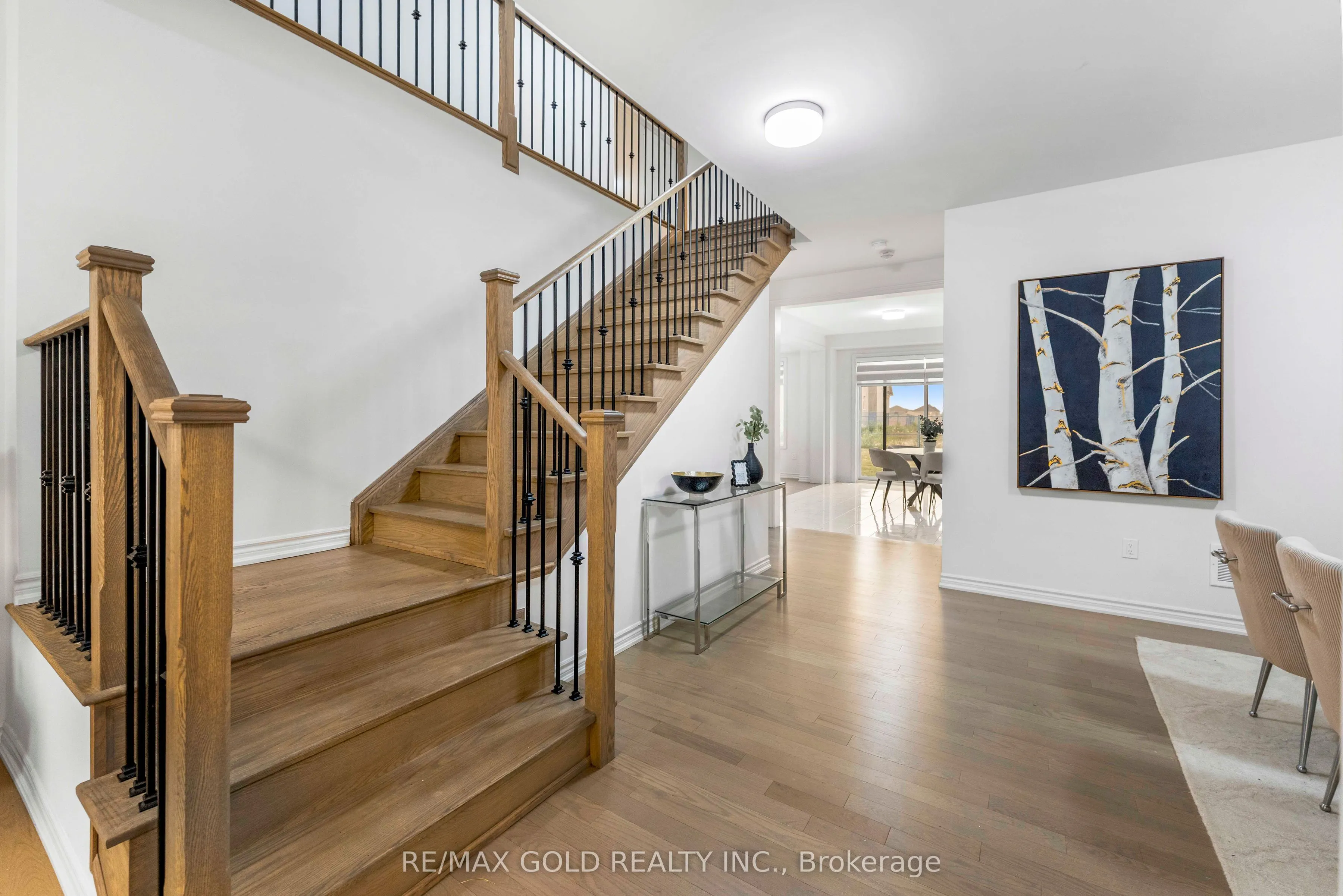 9 Sandhill Crescent