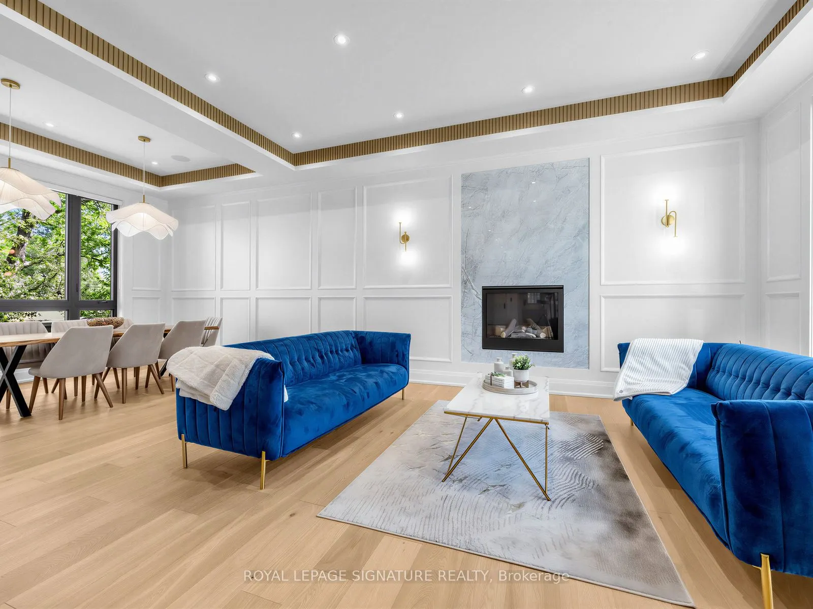 73 Starlight Crescent
