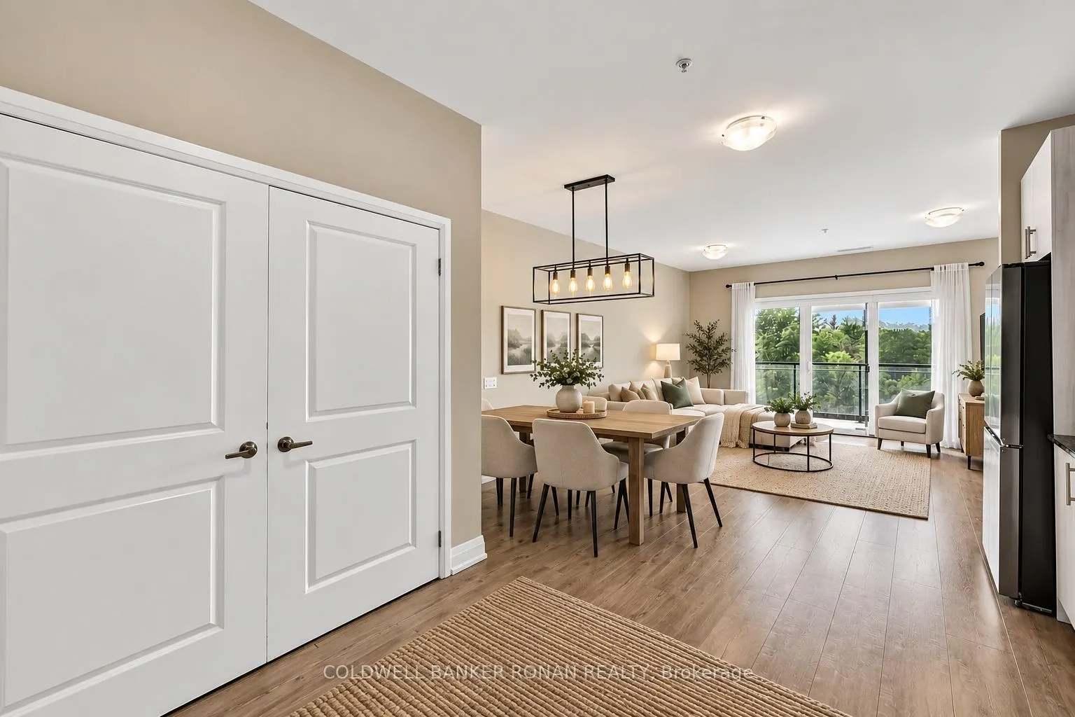 64 Queen Street S #502