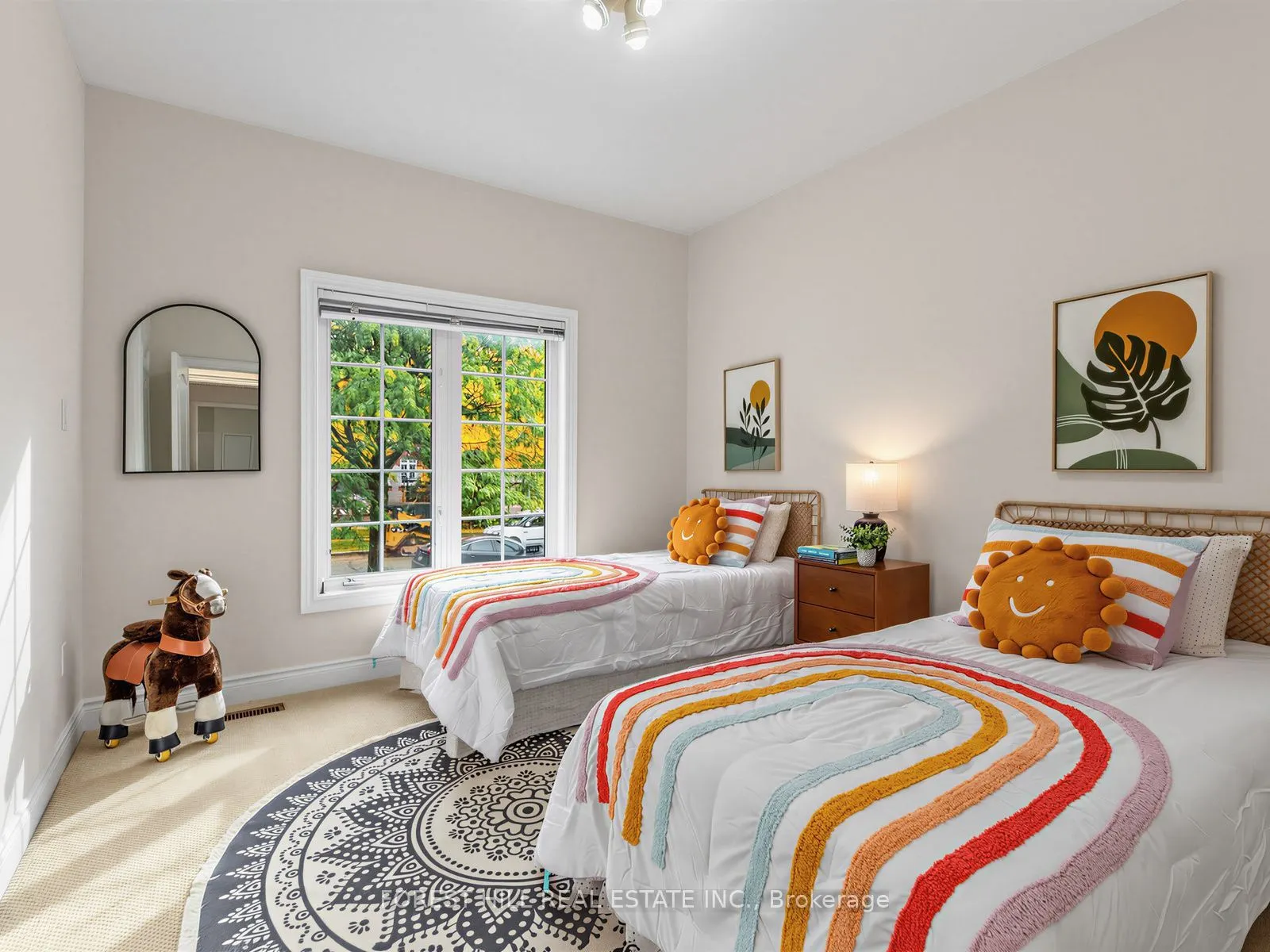 104 Sanibel Crescent