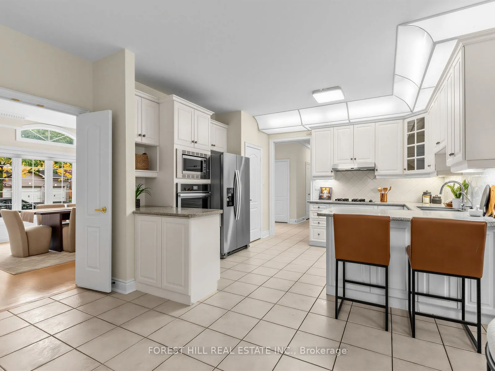 104 Sanibel Crescent