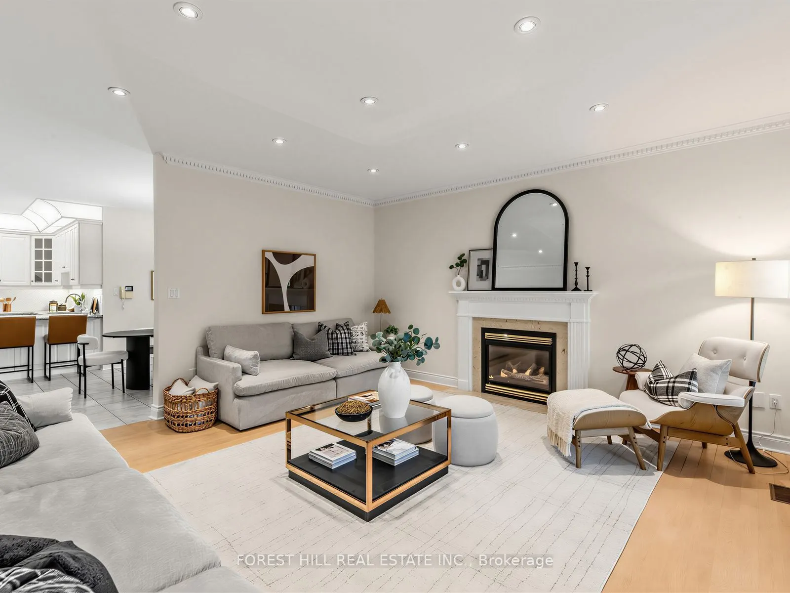 104 Sanibel Crescent