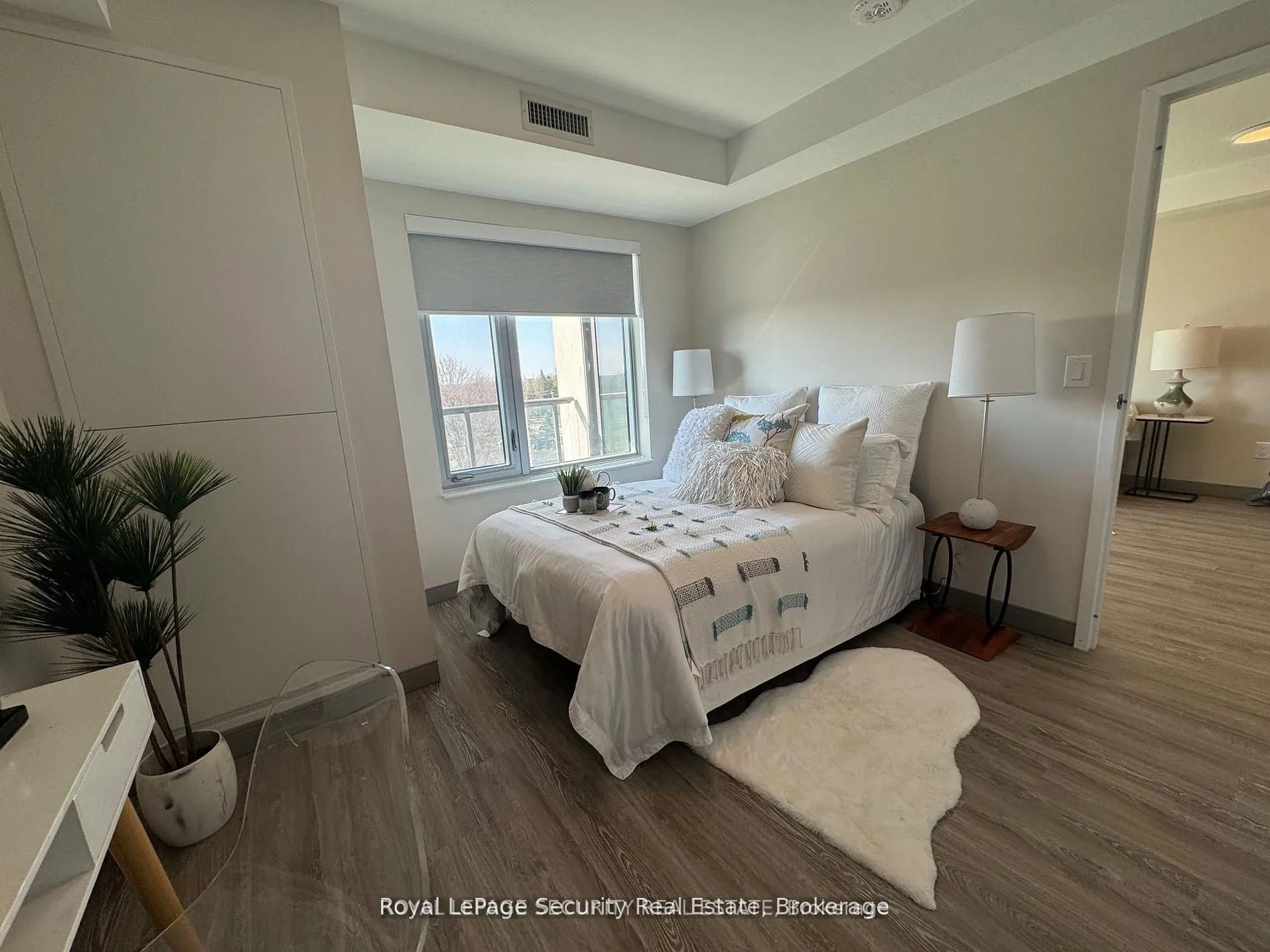 1015 Innisfil Beach Road #304