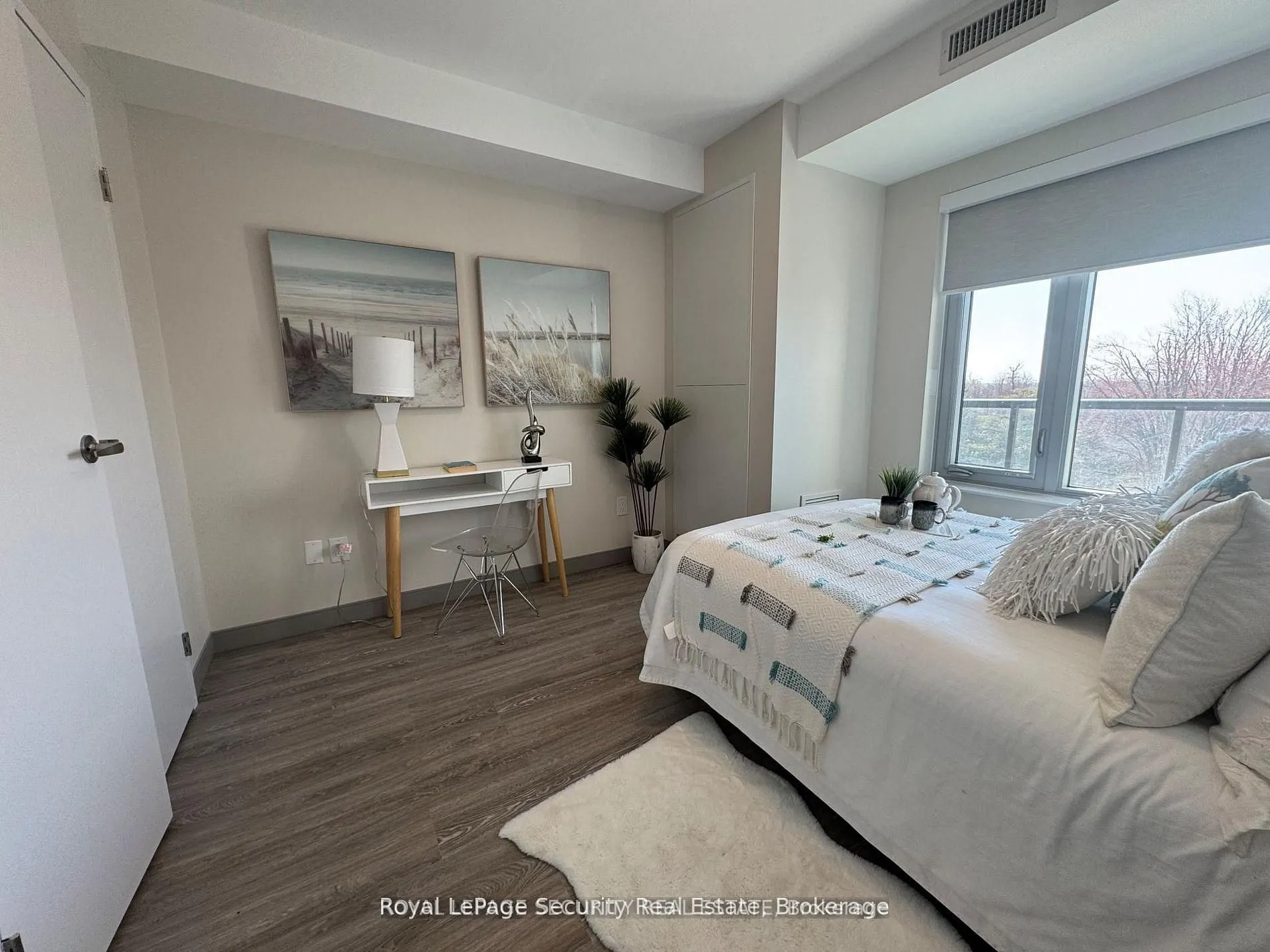 1015 Innisfil Beach Road #304