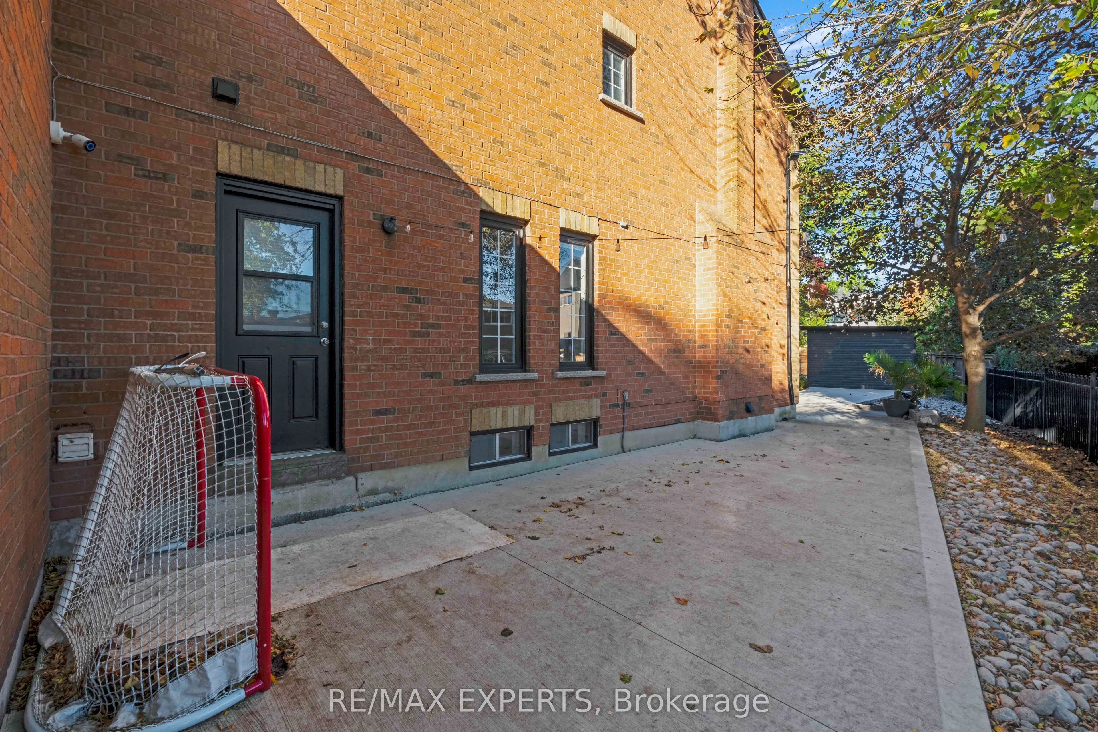 61 Fisher Street