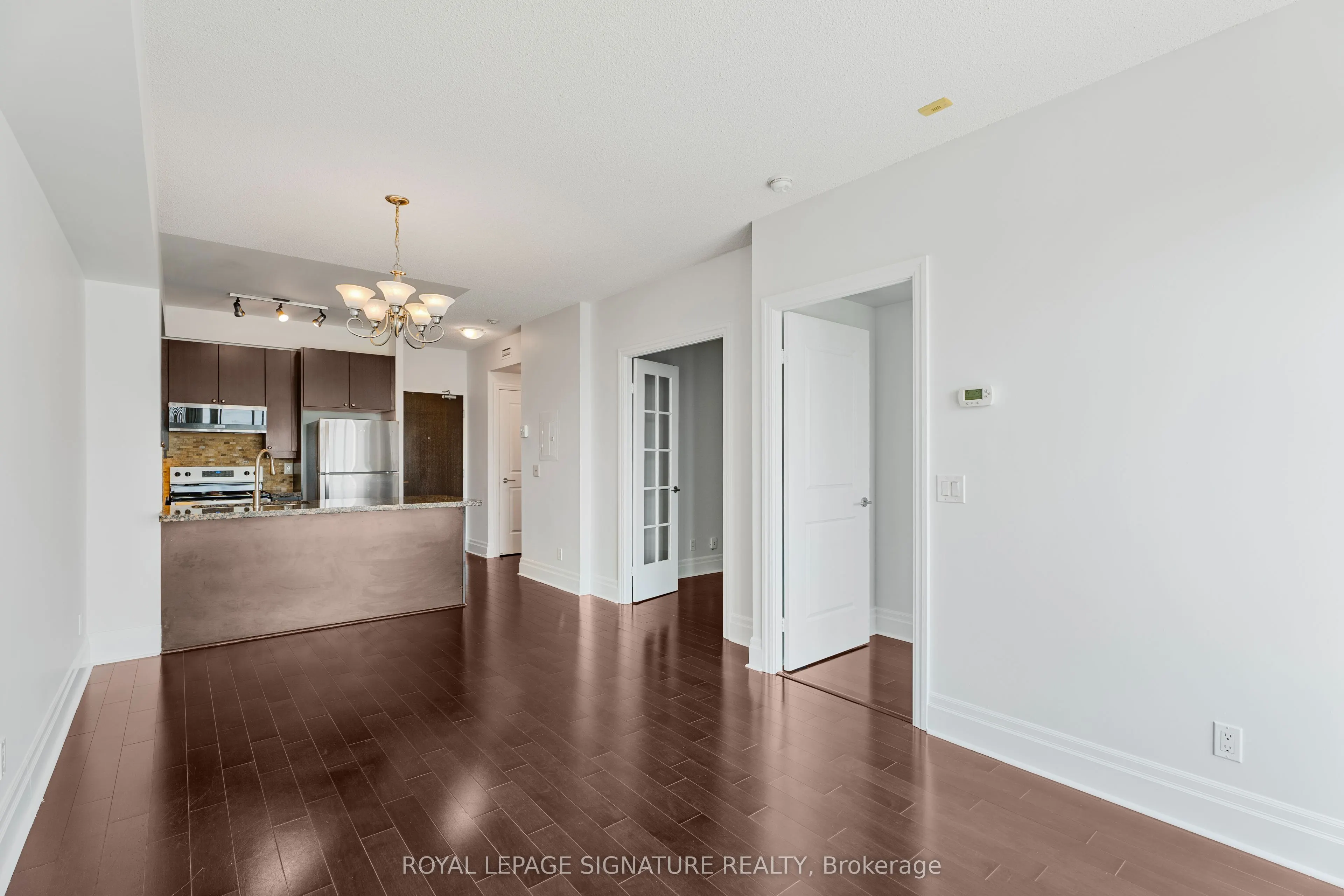 39 Upper Duke Crescent #408